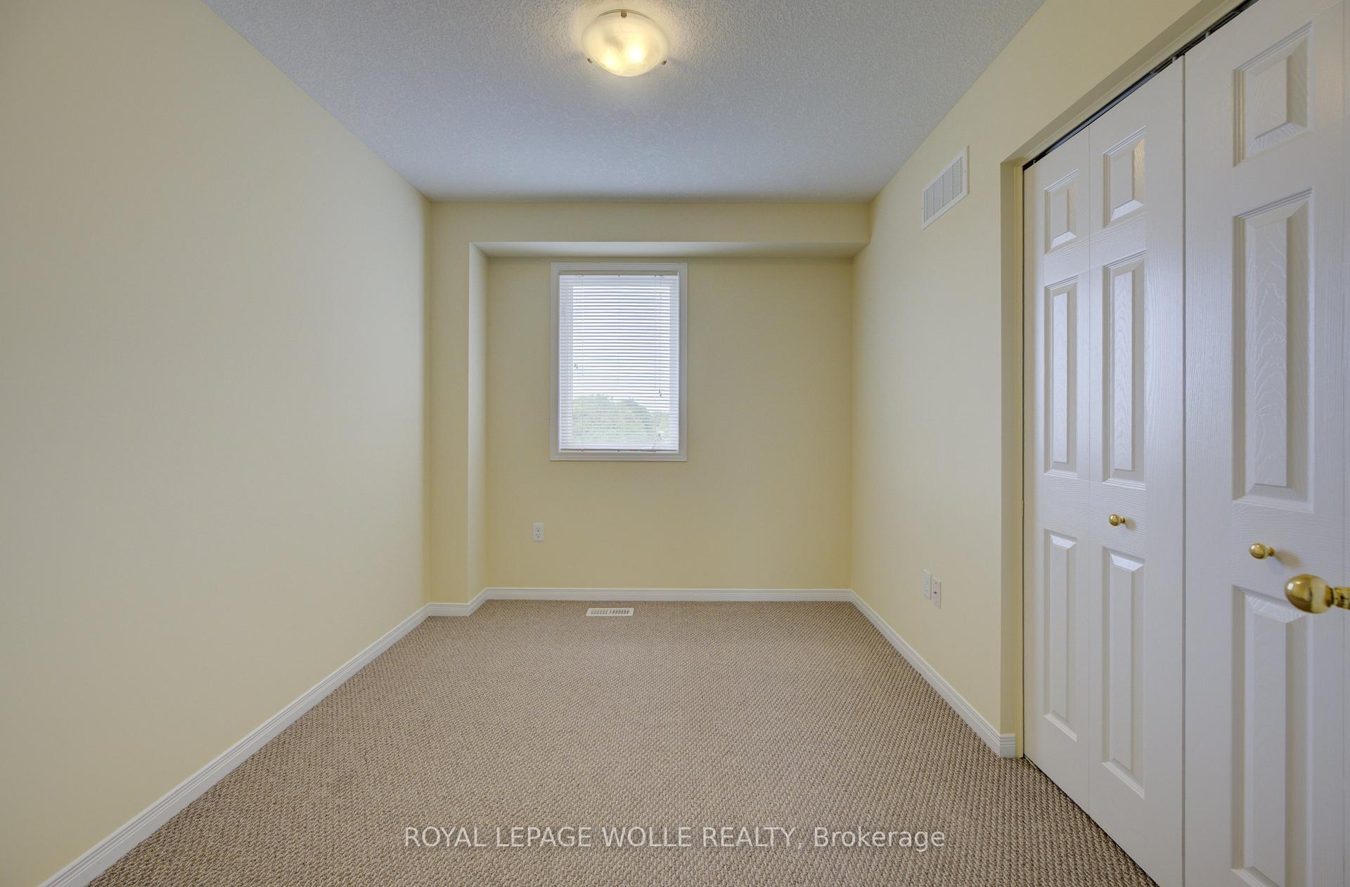 Photo 19 of 57 Brookfield Crescent, Kitchener — HOMEH