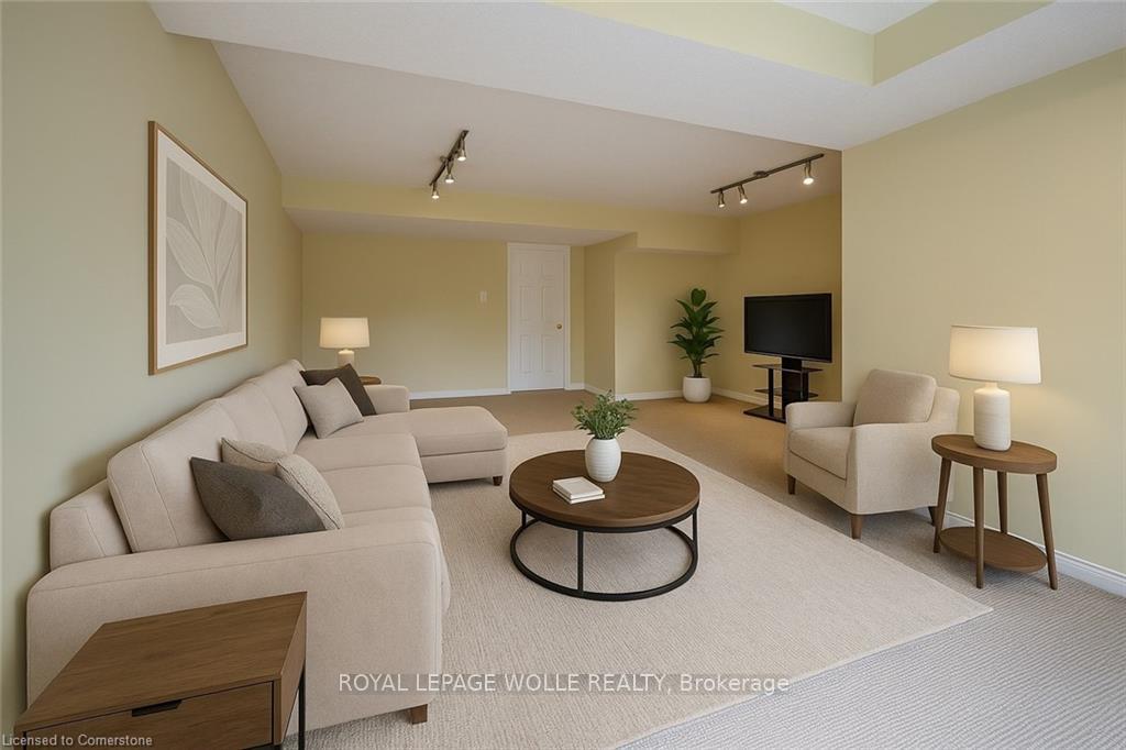 Photo 27 of 57 Brookfield Crescent, Kitchener — HOMEH