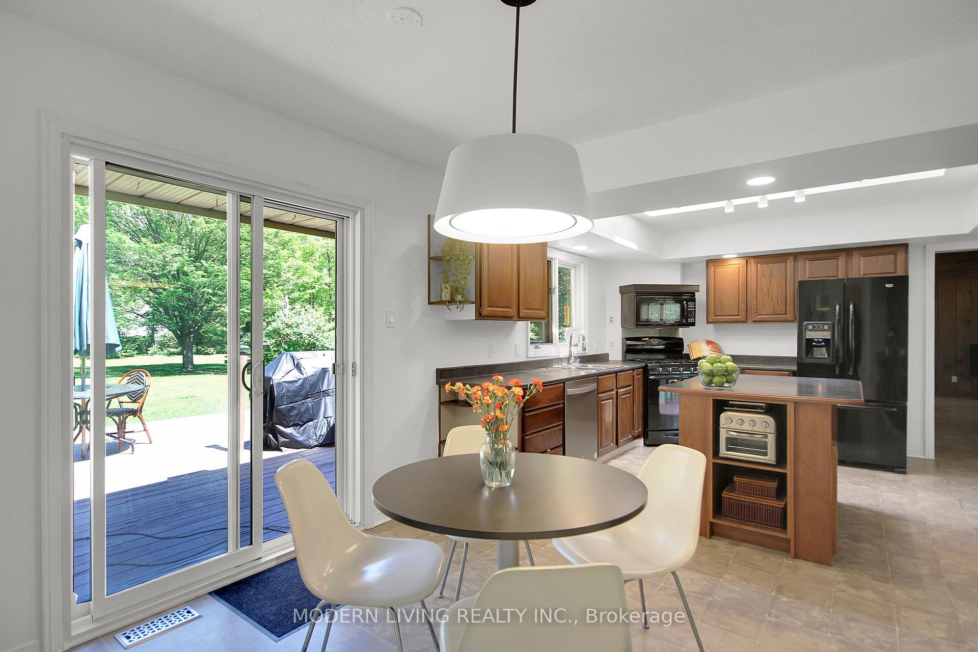 Photo 16 of 5405 West River Drive, Ottawa, Manotick Long Island & Nicholls Island — HOMEH