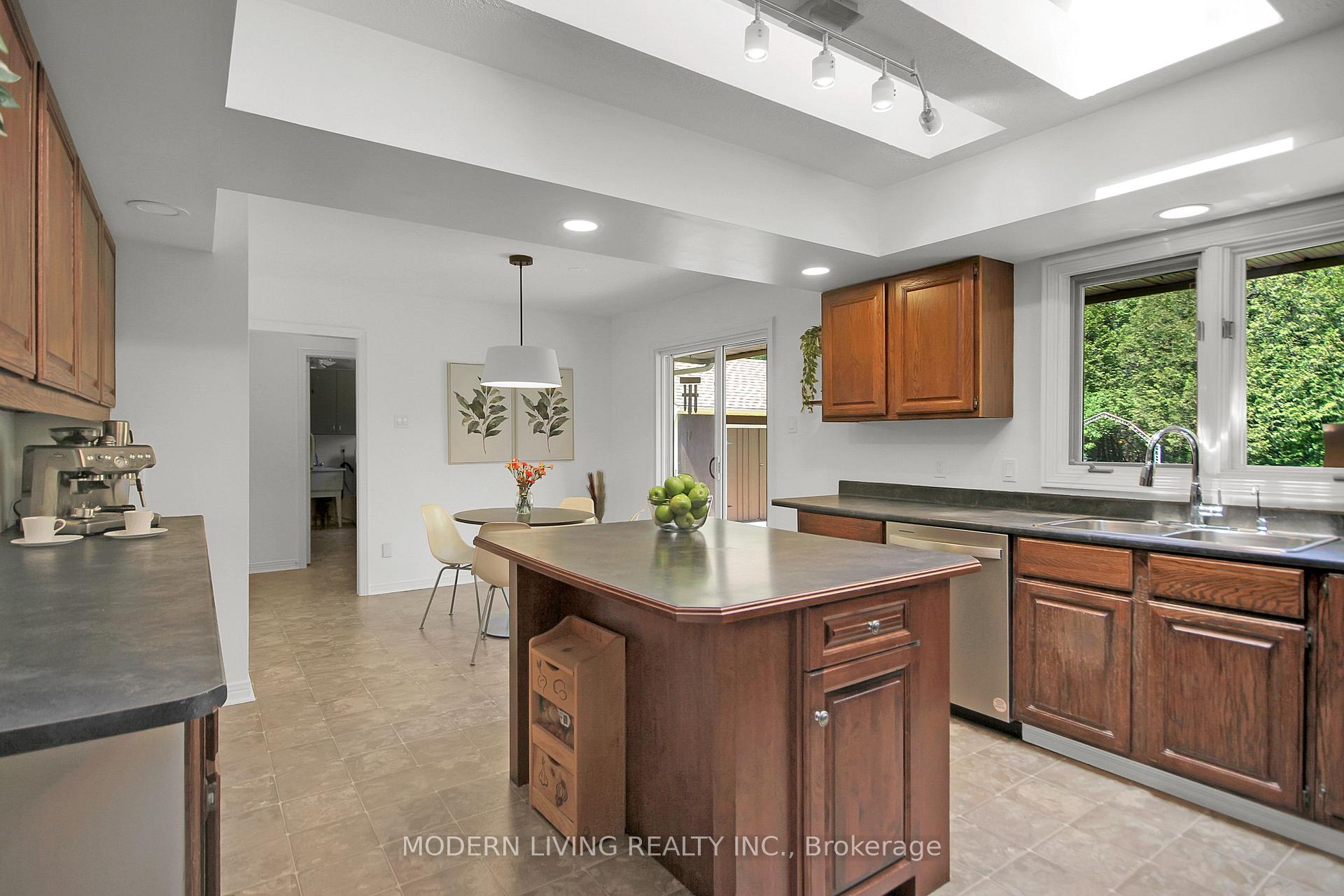 Photo 17 of 5405 West River Drive, Ottawa, Manotick Long Island & Nicholls Island — HOMEH