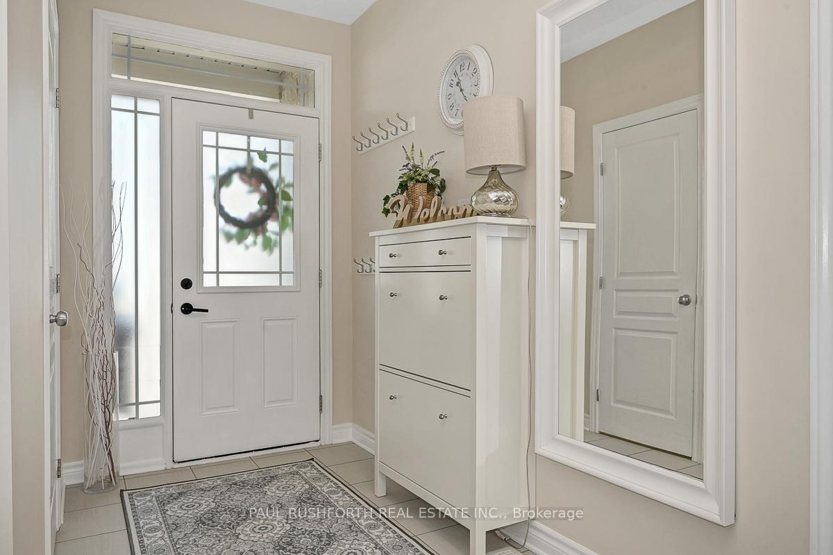 Photo 4 of 512 Barrick Hill Road, Ottawa, Kanata - Emerald Meadows/Trailwest — HOMEH