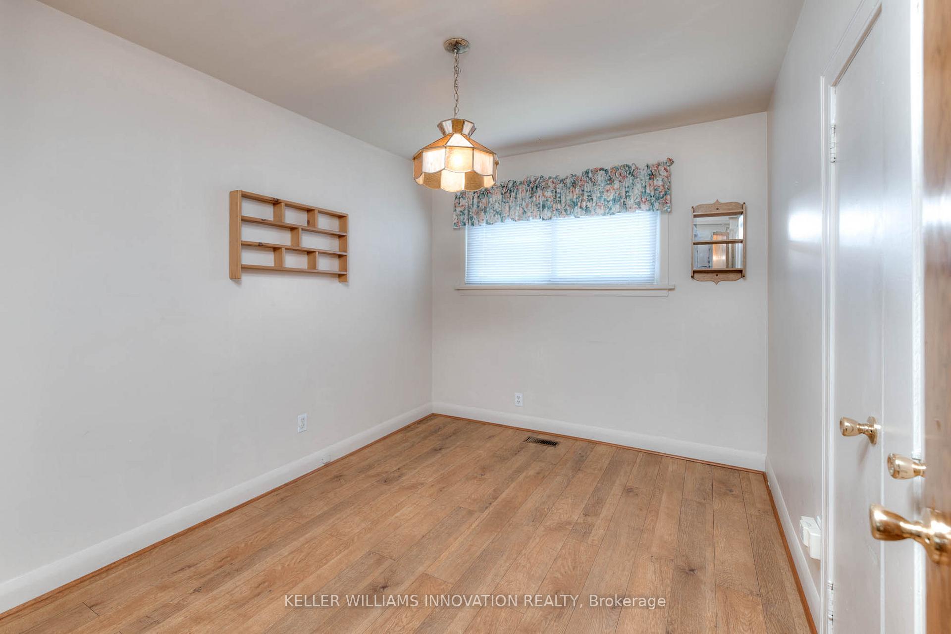 Photo 17 of 147 Clark Avenue, Kitchener — HOMEH