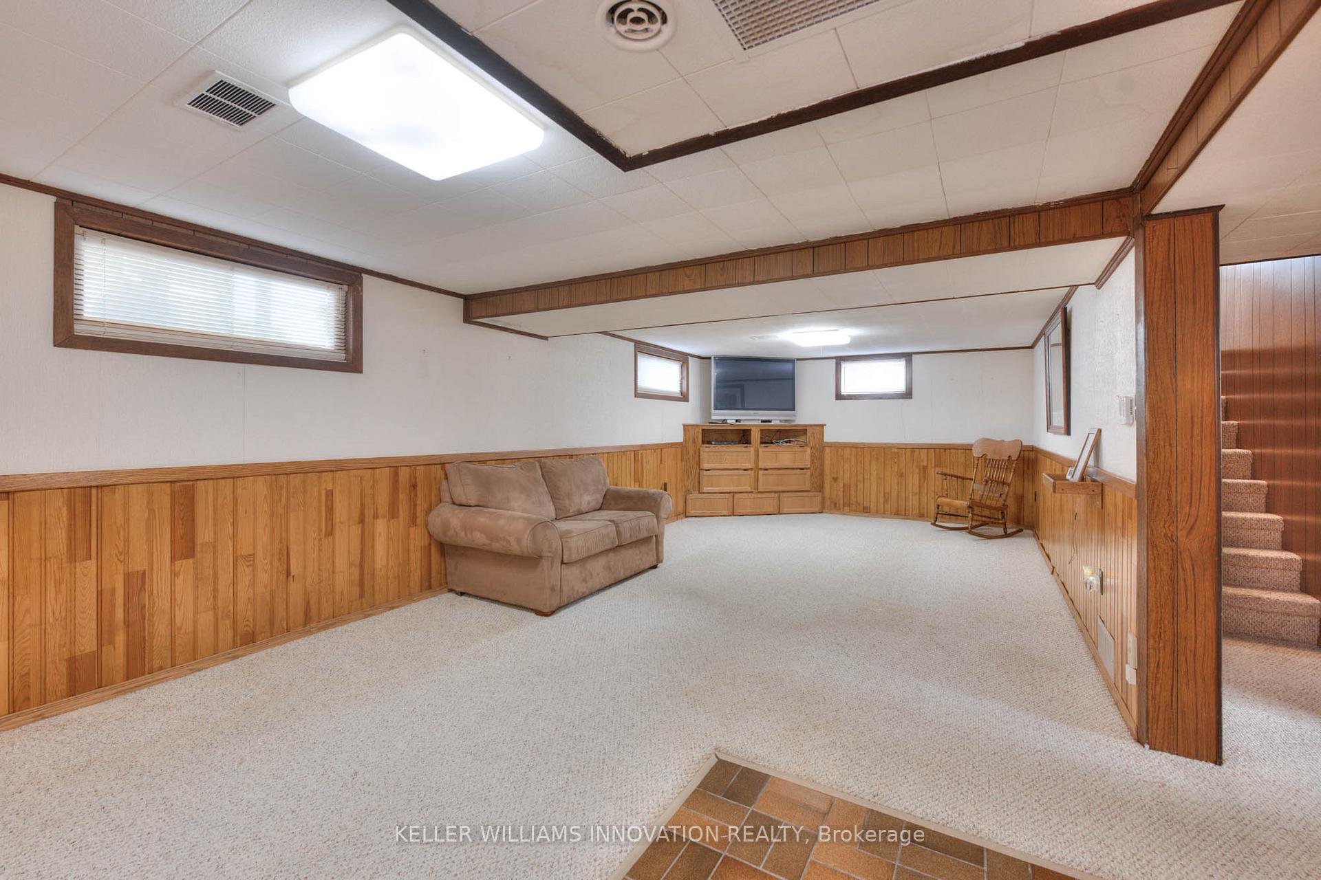 Photo 32 of 147 Clark Avenue, Kitchener — HOMEH