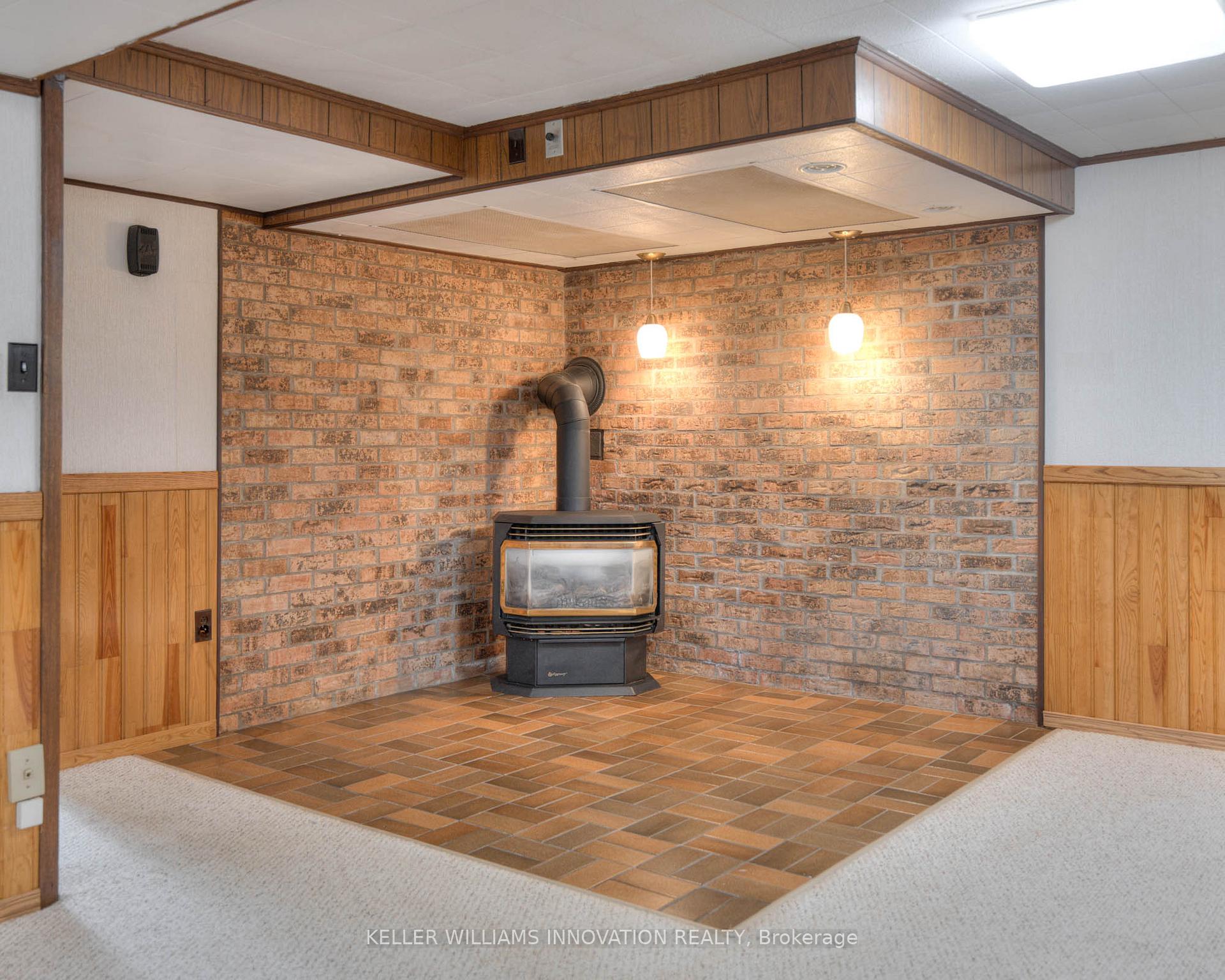 Photo 34 of 147 Clark Avenue, Kitchener — HOMEH