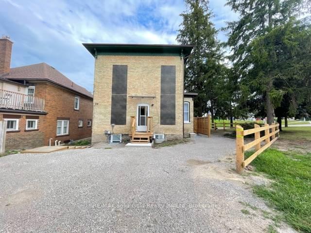 Photo 3 of Unit B, 10 Shanley Street, Kitchener — HOMEH