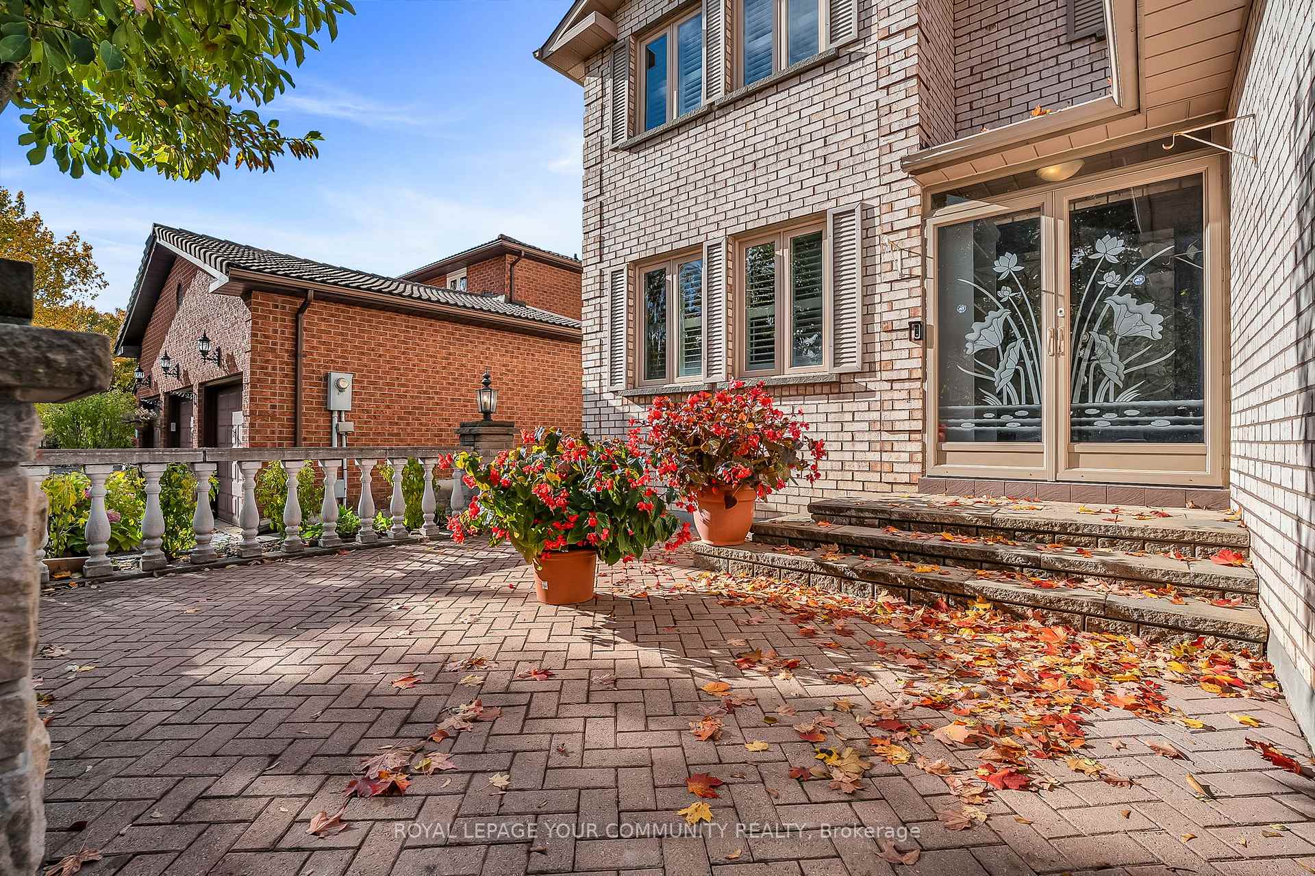Photo 3 of 2 Brogan Court, Markham, Raymerville — HOMEH