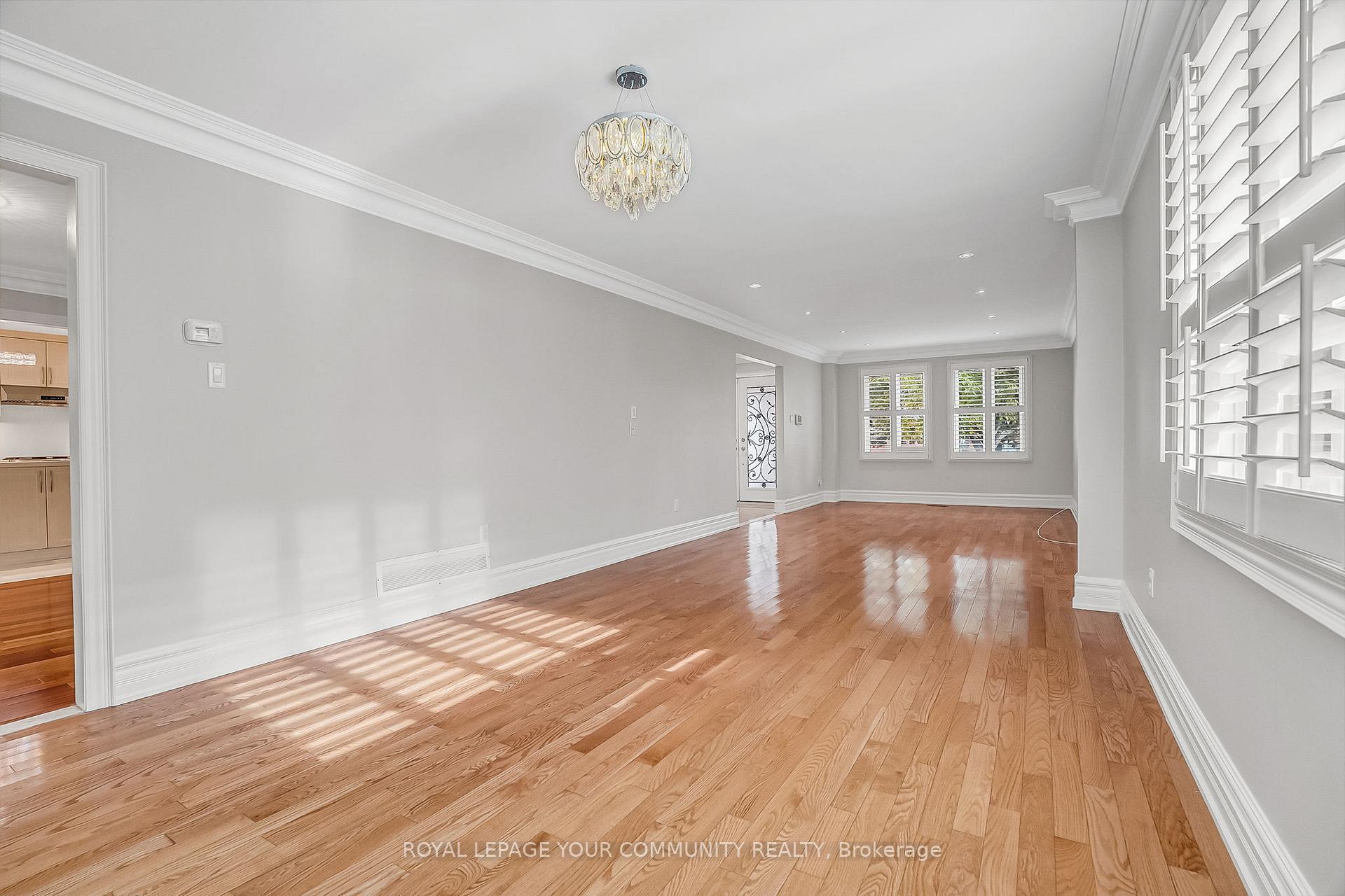 Photo 10 of 2 Brogan Court, Markham, Raymerville — HOMEH