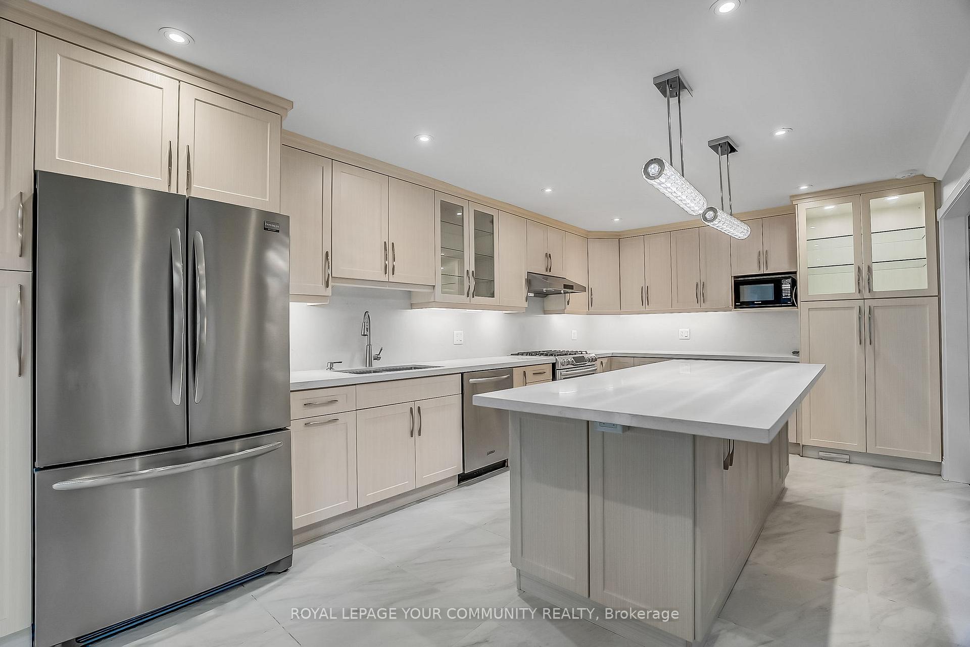 Photo 15 of 2 Brogan Court, Markham, Raymerville — HOMEH