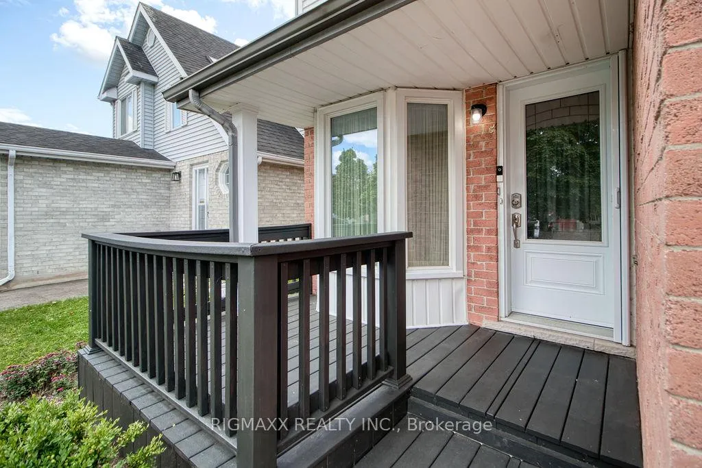 Photo 3 of 55 Wycliffe Place, Kitchener — HOMEH