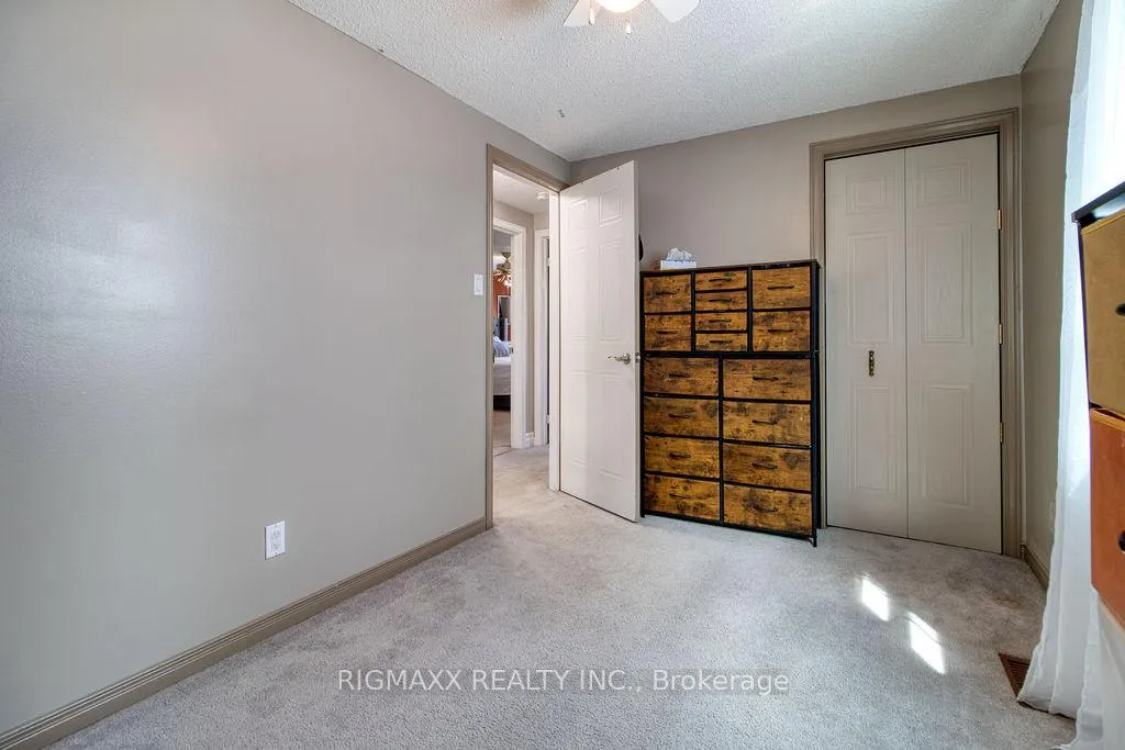Photo 15 of 55 Wycliffe Place, Kitchener — HOMEH