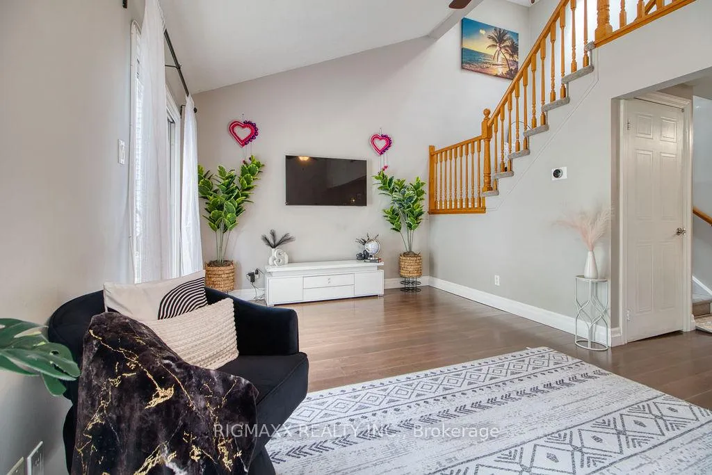 Photo 19 of 55 Wycliffe Place, Kitchener — HOMEH