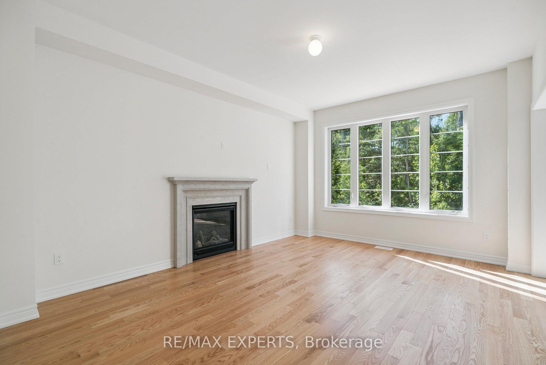 Photo 10 of 1430 Davis Loop Circle, Innisfil, Lefroy — HOMEH