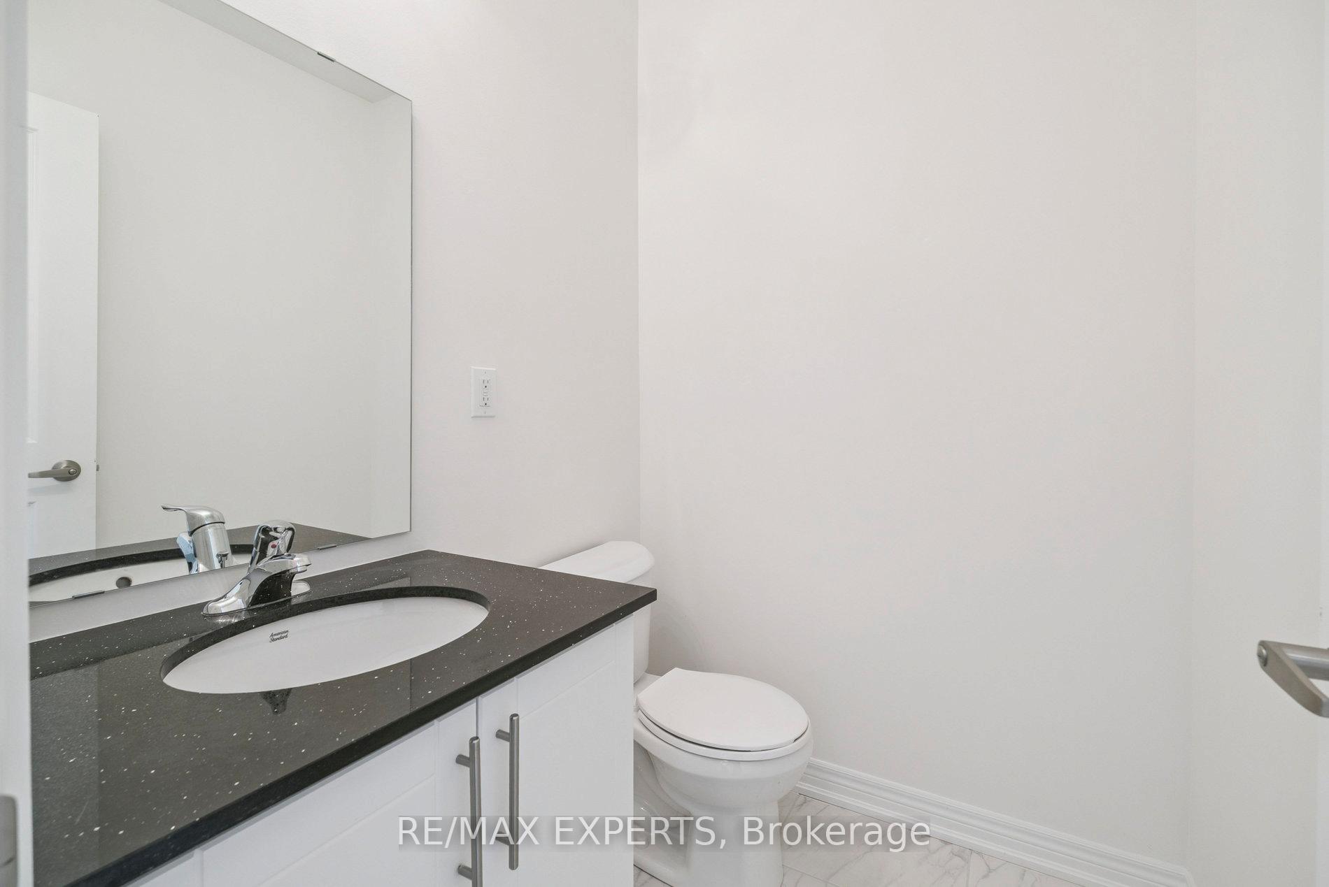Photo 19 of 1430 Davis Loop Circle, Innisfil, Lefroy — HOMEH
