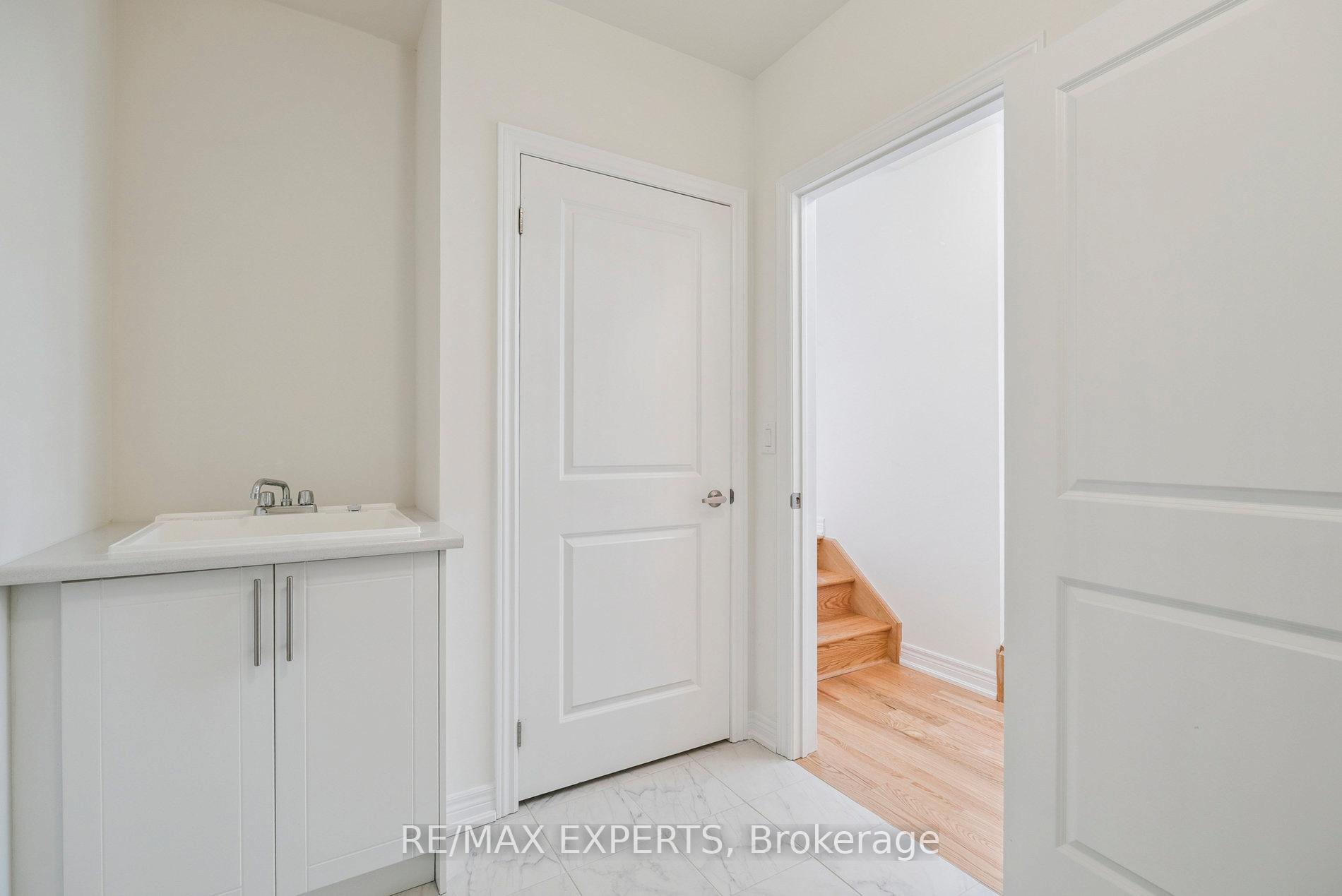 Photo 20 of 1430 Davis Loop Circle, Innisfil, Lefroy — HOMEH