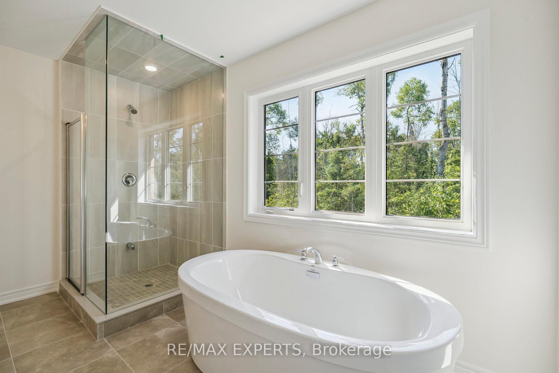 Photo 37 of 1430 Davis Loop Circle, Innisfil, Lefroy — HOMEH