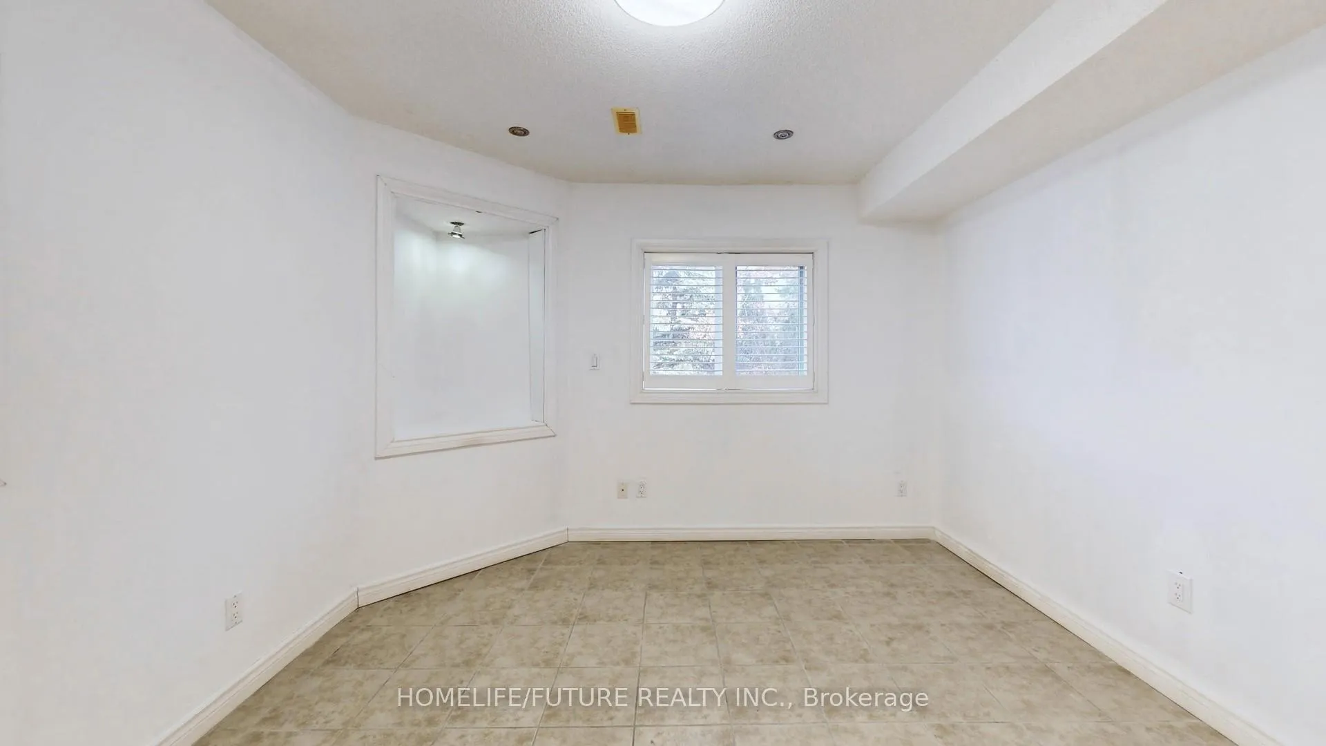 Photo 9 of Unit Bsmt Unit 1, 75 Silver Rose Crescent, Markham, Cachet — HOMEH