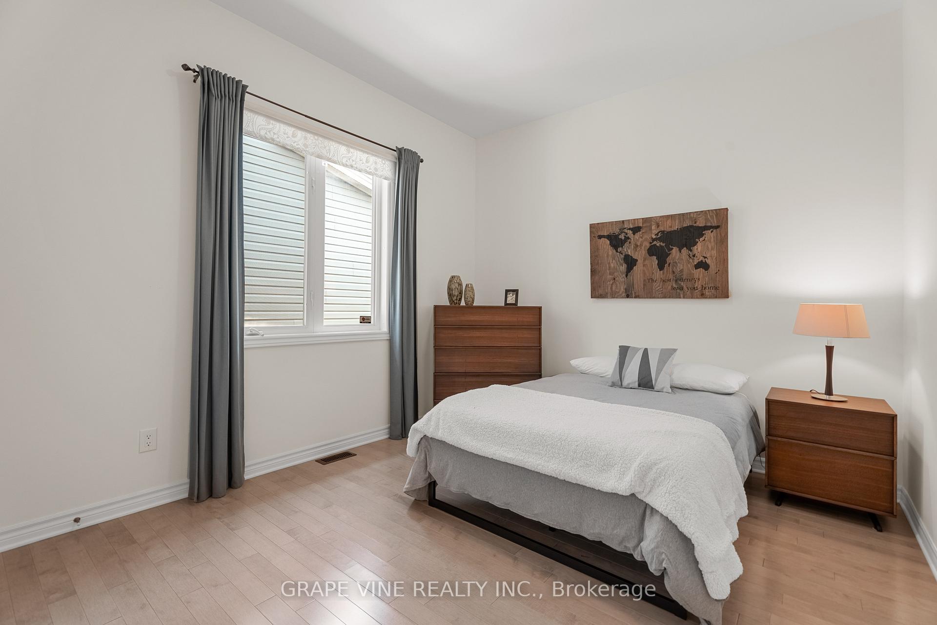 Photo 17 of 227 Sunnyridge Crescent, Ottawa, Kanata - Emerald Meadows/Trailwest — HOMEH