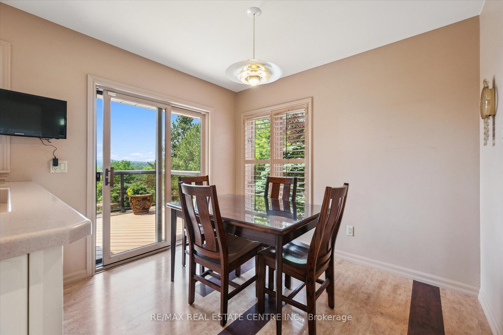 Photo 16 of 211 Edgehill Drive, Kitchener — HOMEH