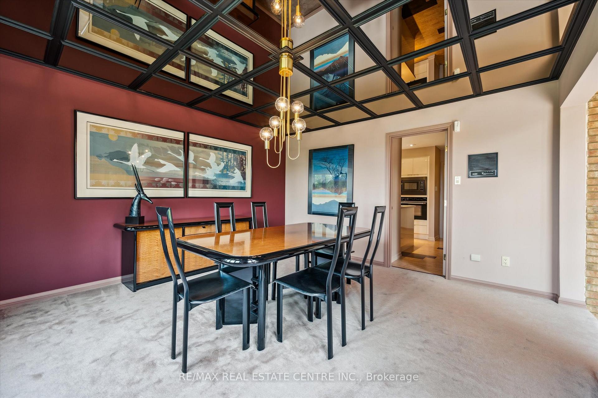 Photo 18 of 211 Edgehill Drive, Kitchener — HOMEH