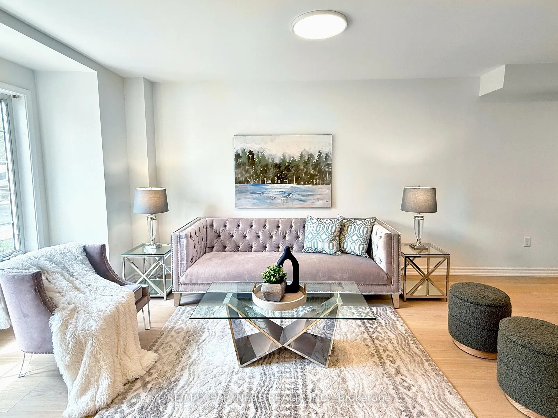 Photo 6 of 516 Bur Oak Avenue, Markham, Berczy — HOMEH