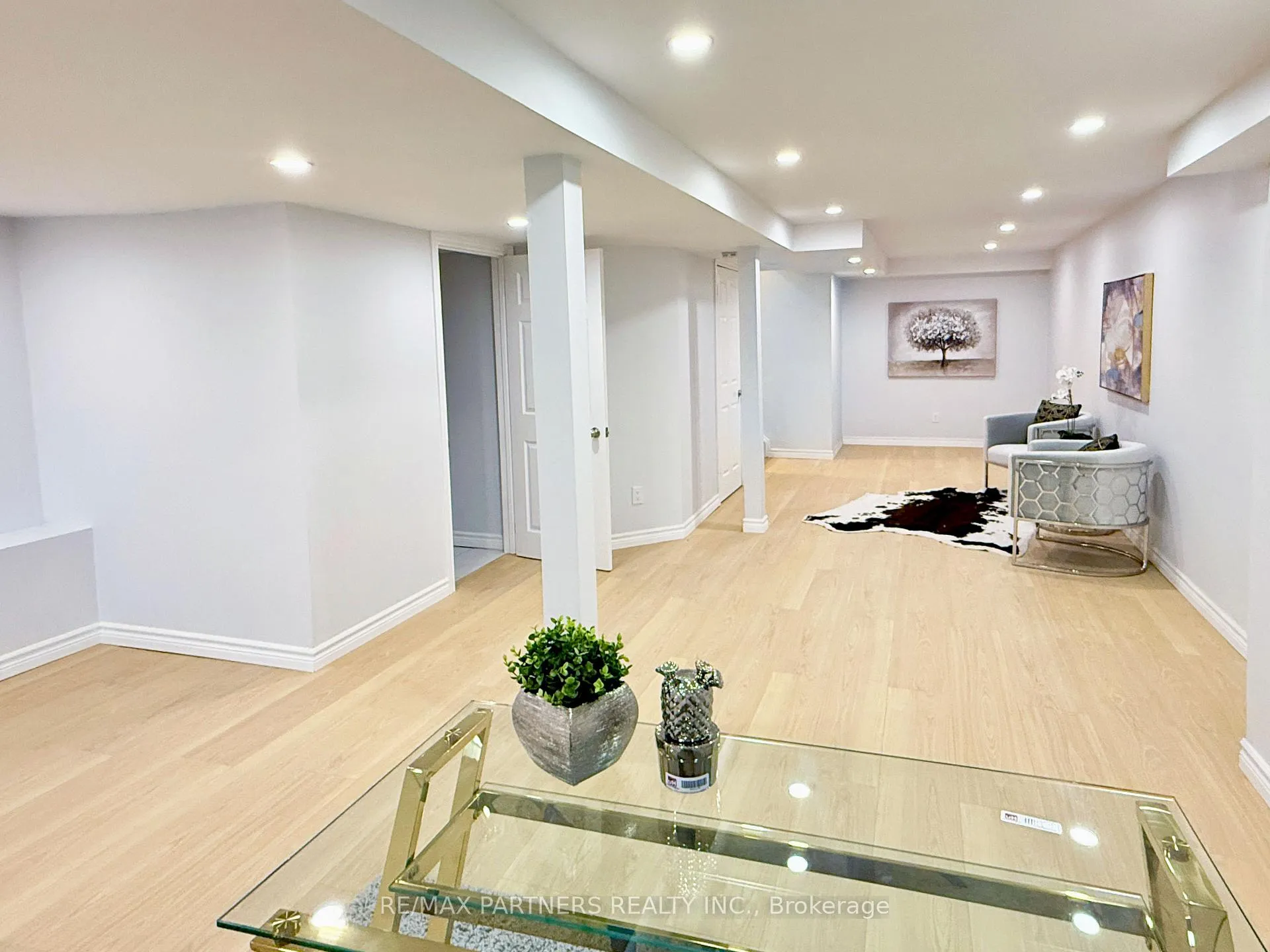 Photo 14 of 516 Bur Oak Avenue, Markham, Berczy — HOMEH