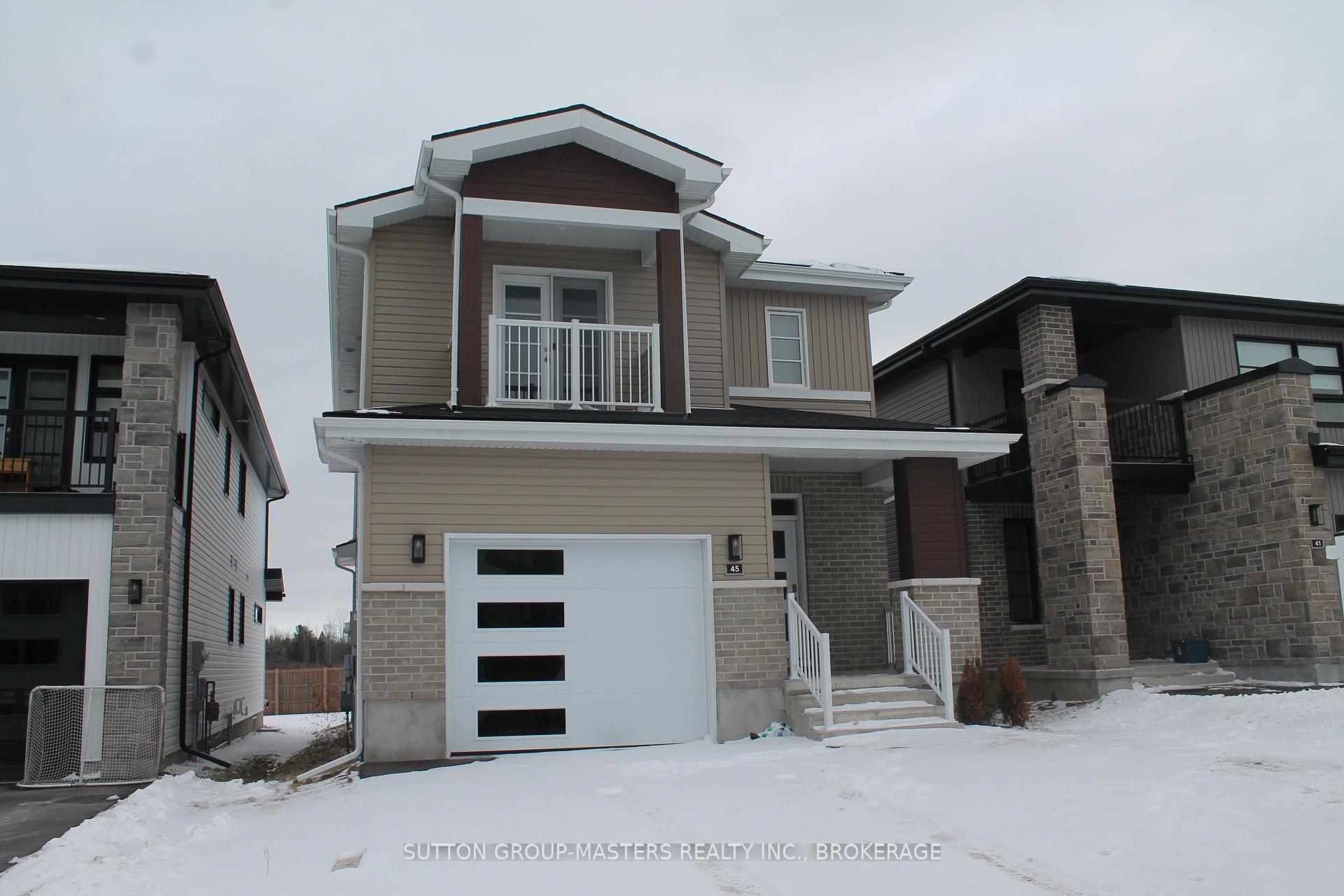 Front of 45 Erie Court