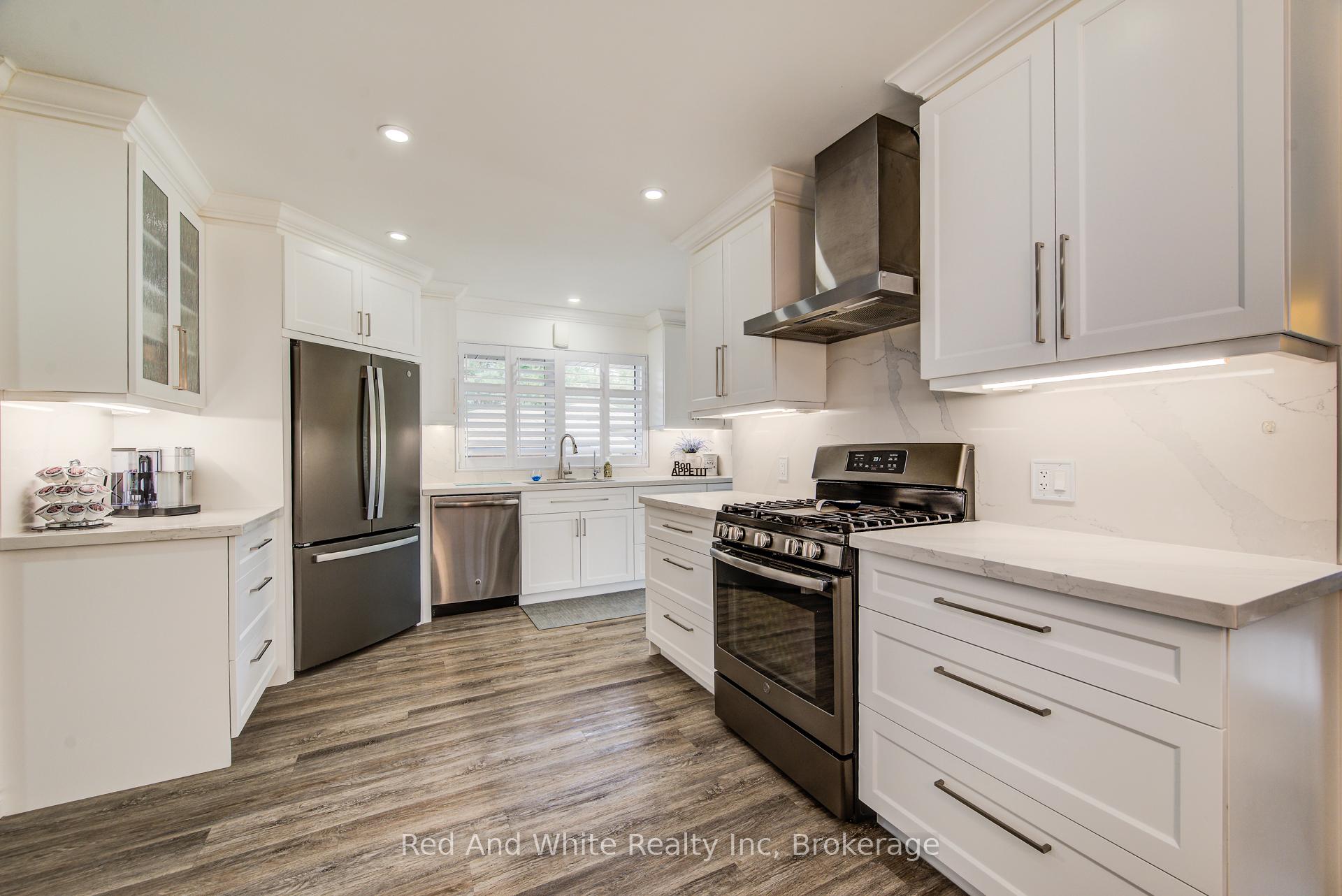 Photo 15 of 36 Anthony Place, Kitchener — HOMEH