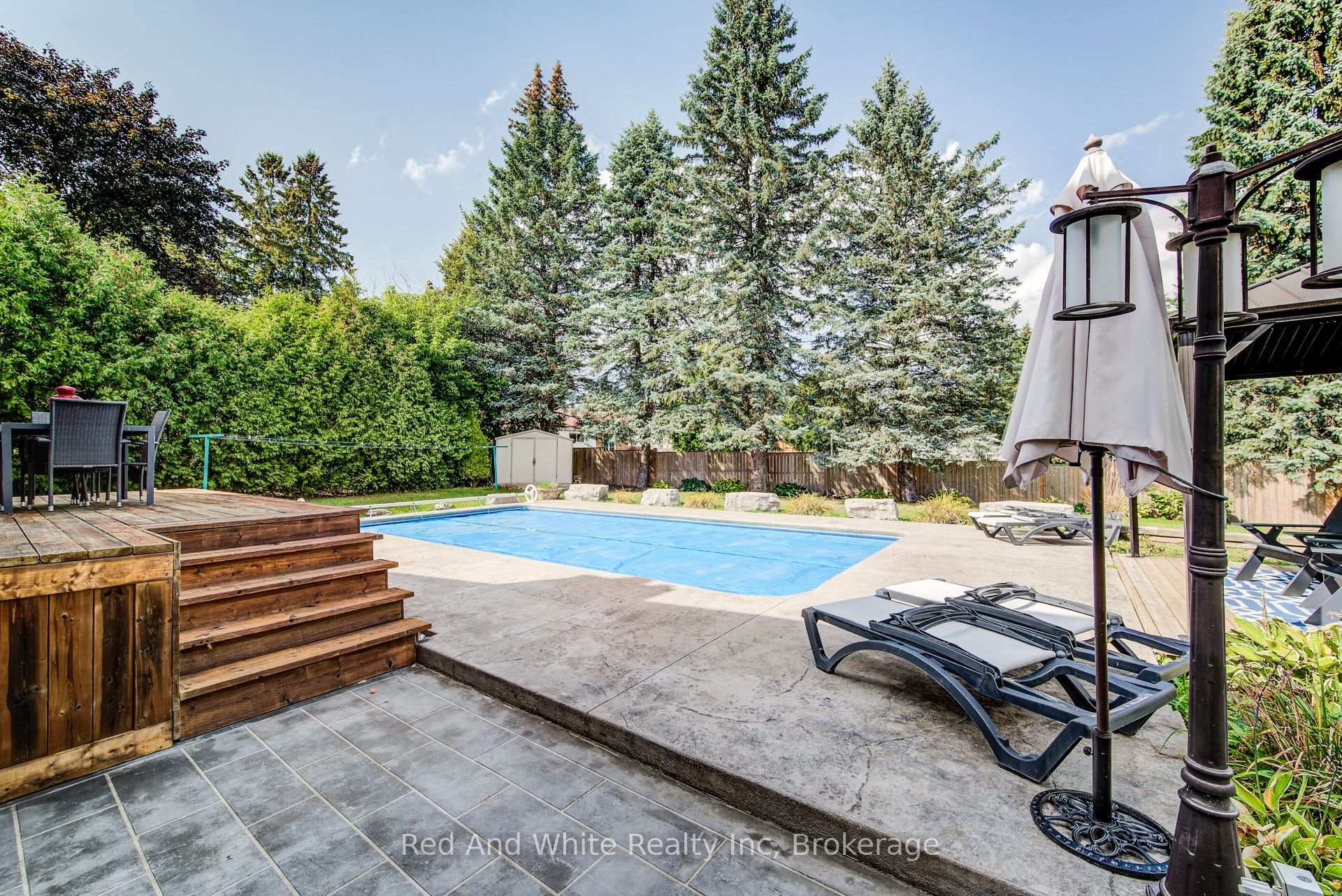 Photo 38 of 36 Anthony Place, Kitchener — HOMEH