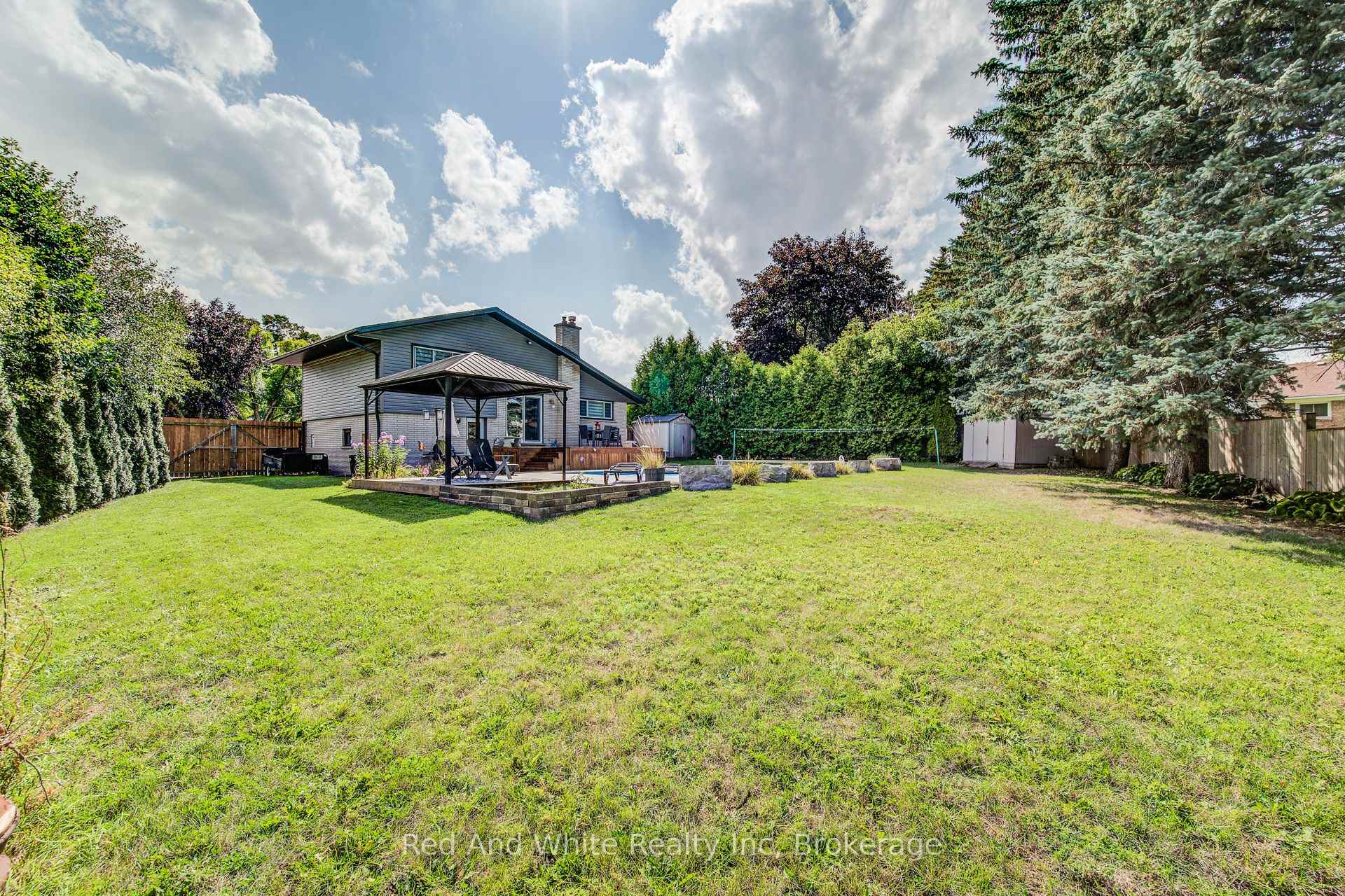 Photo 42 of 36 Anthony Place, Kitchener — HOMEH