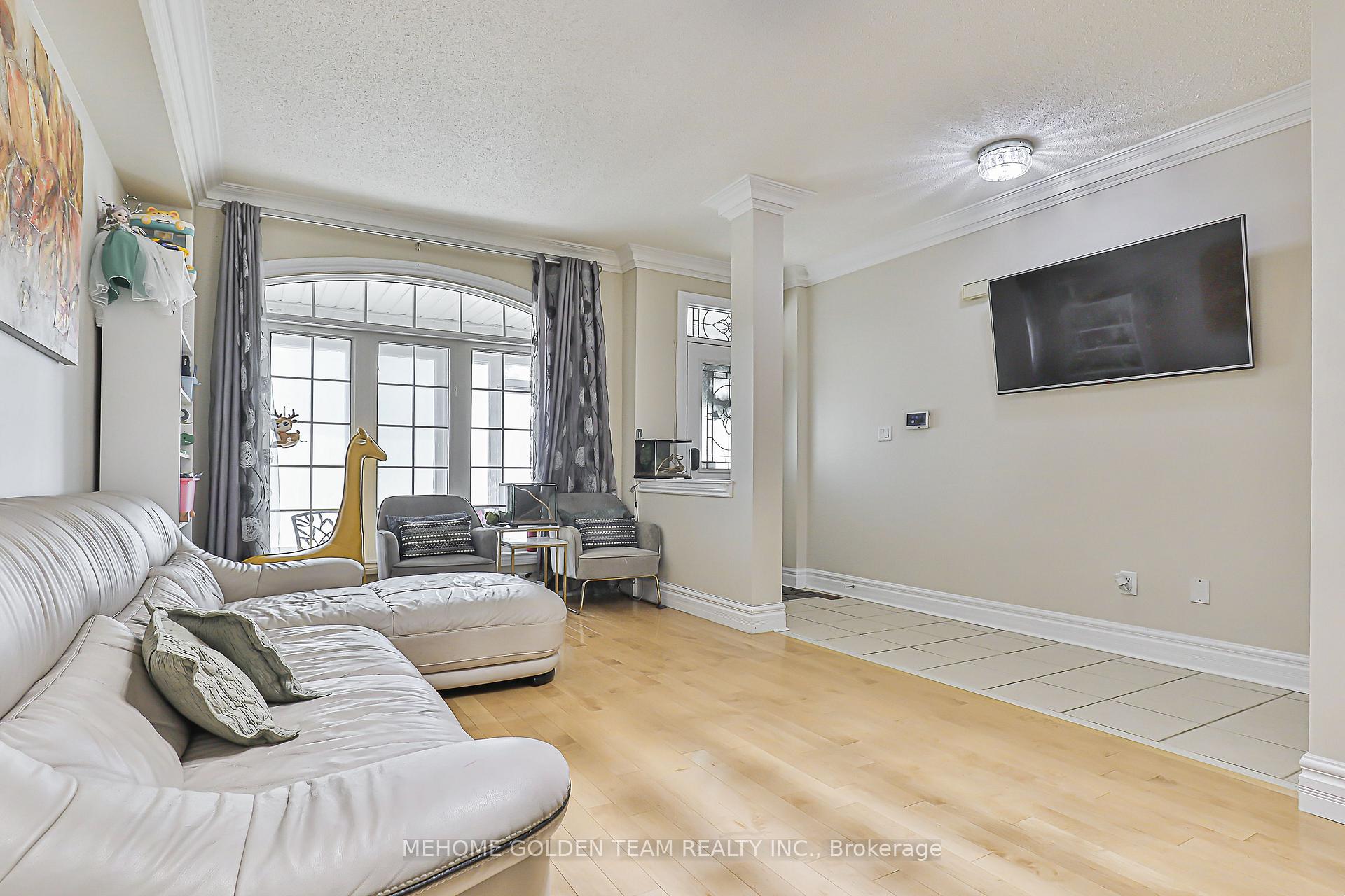 Photo 8 of 30 Mingay Avenue, Markham, Wismer — HOMEH