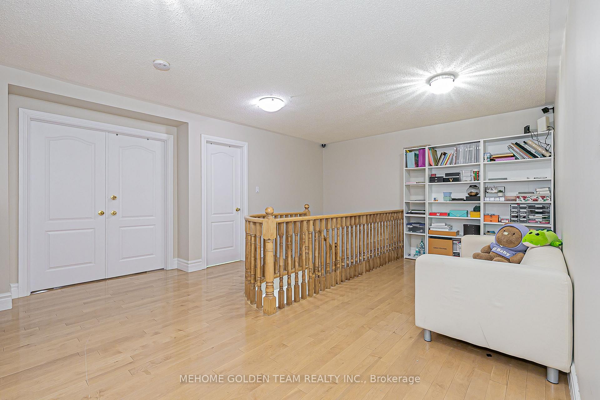 Photo 18 of 30 Mingay Avenue, Markham, Wismer — HOMEH