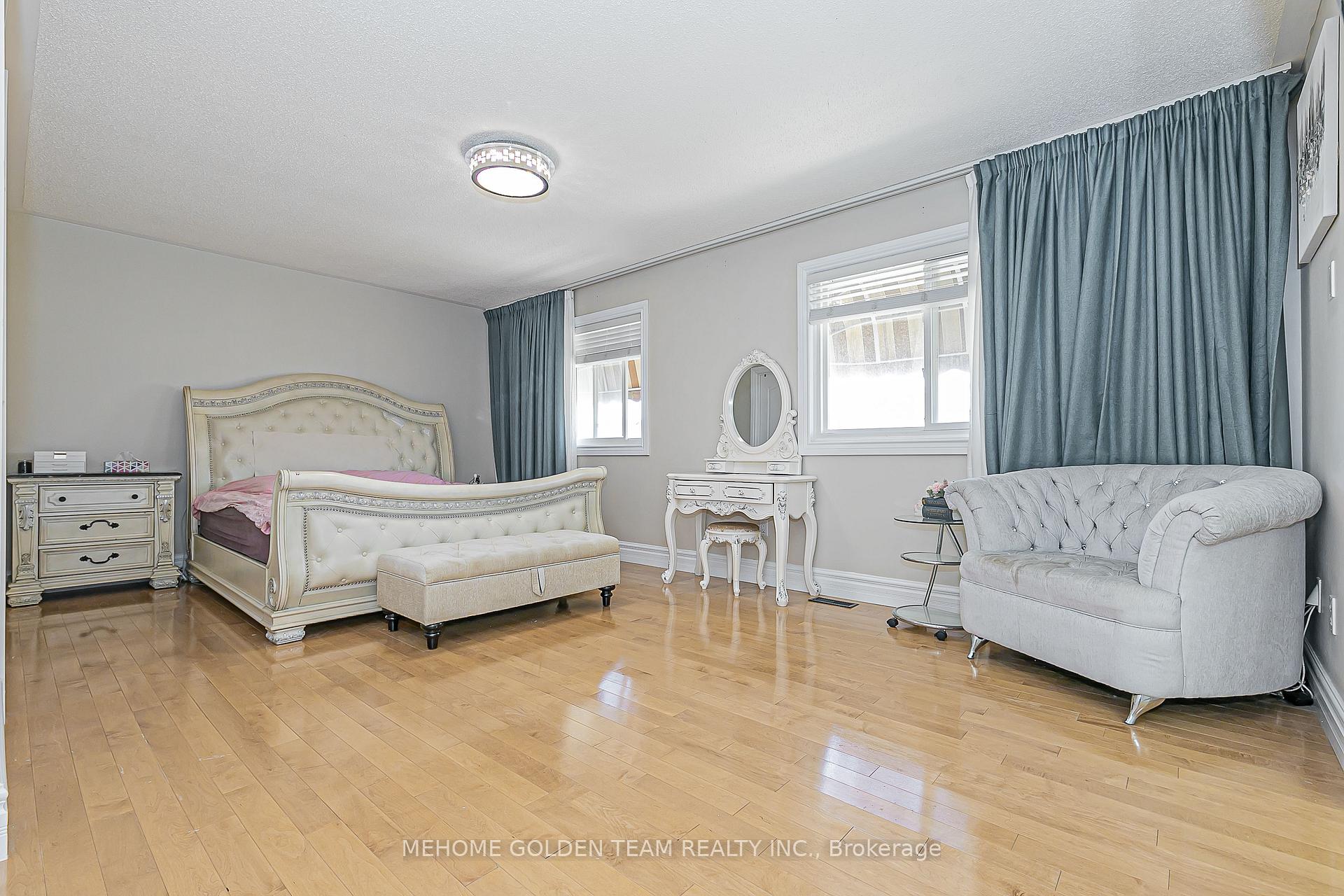 Photo 19 of 30 Mingay Avenue, Markham, Wismer — HOMEH
