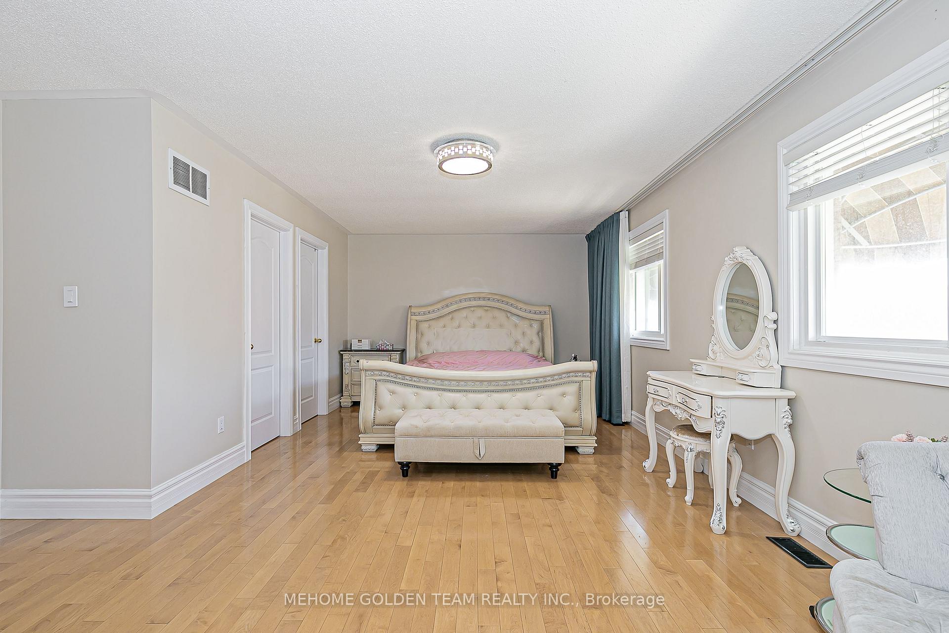 Photo 22 of 30 Mingay Avenue, Markham, Wismer — HOMEH
