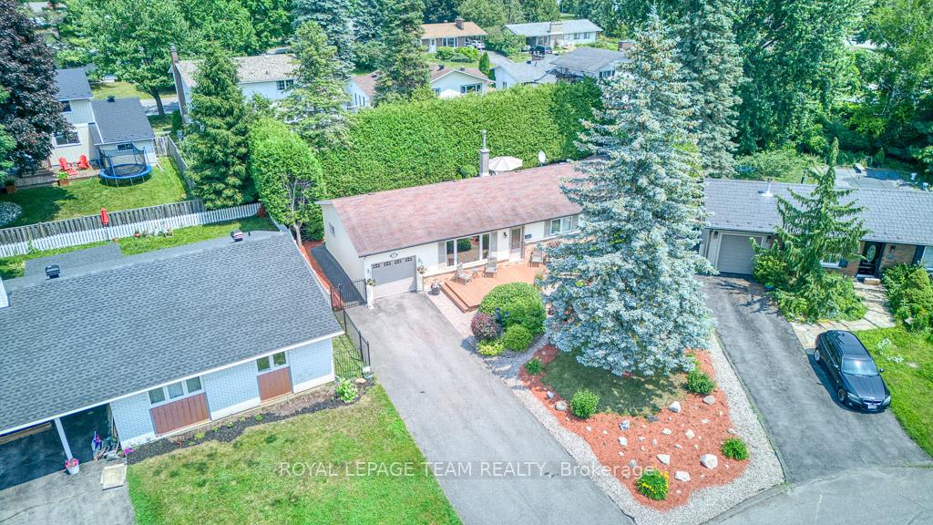 Photo 2 of 112 Oakburn Road, Ottawa, Kanata - Glencairn/Hazeldean — HOMEH