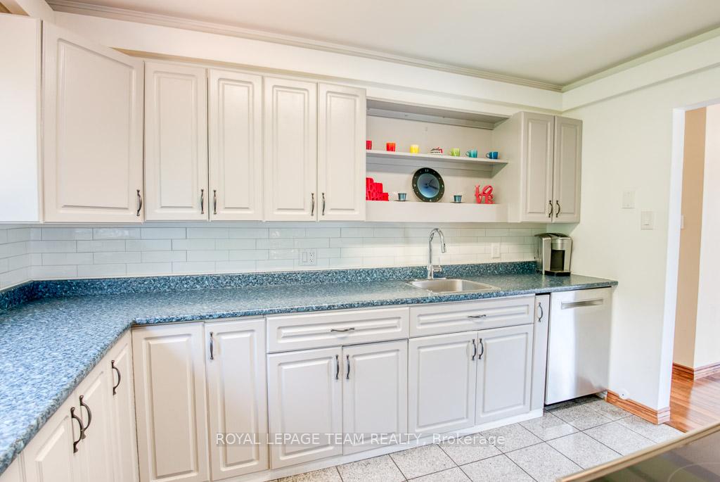 Photo 12 of 112 Oakburn Road, Ottawa, Kanata - Glencairn/Hazeldean — HOMEH