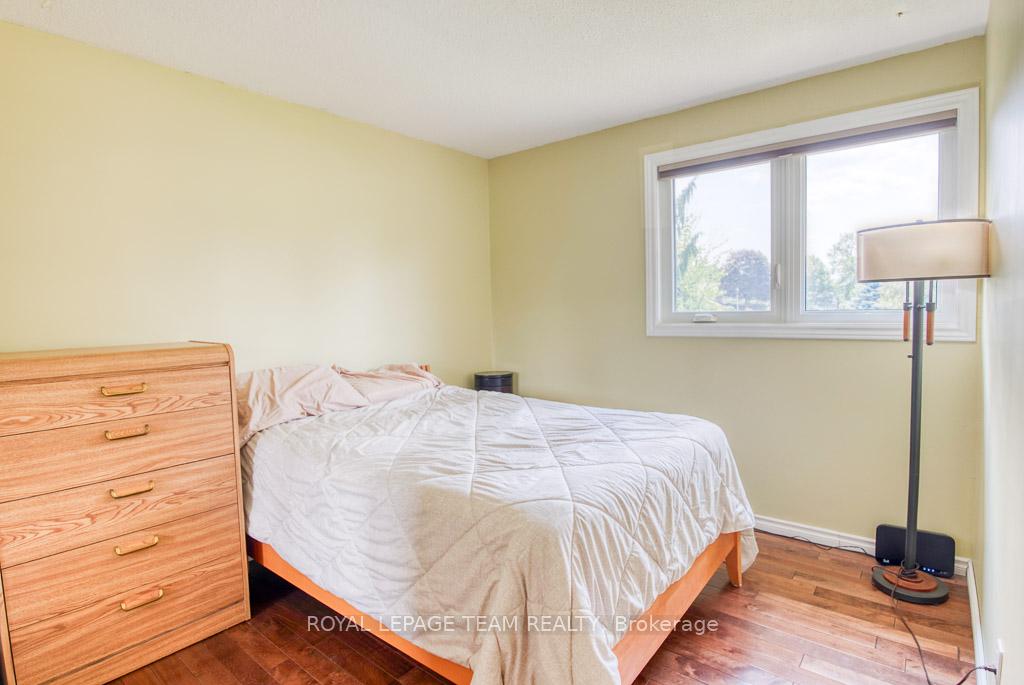 Photo 16 of 112 Oakburn Road, Ottawa, Kanata - Glencairn/Hazeldean — HOMEH