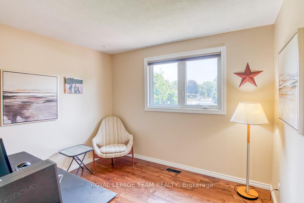 Photo 17 of 112 Oakburn Road, Ottawa, Kanata - Glencairn/Hazeldean — HOMEH