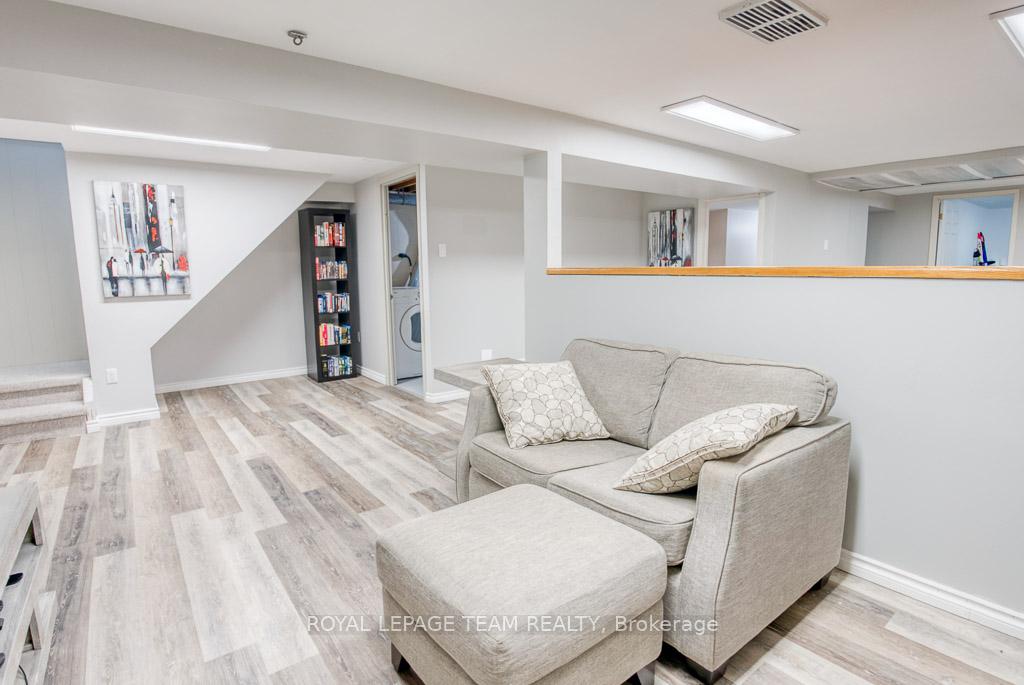 Photo 22 of 112 Oakburn Road, Ottawa, Kanata - Glencairn/Hazeldean — HOMEH