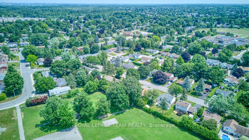 Photo 44 of 112 Oakburn Road, Ottawa, Kanata - Glencairn/Hazeldean — HOMEH