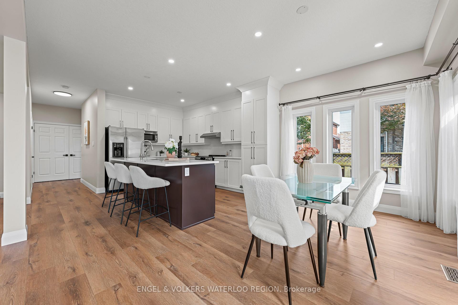 Photo 12 of 15 Cranbrook Street, Kitchener — HOMEH
