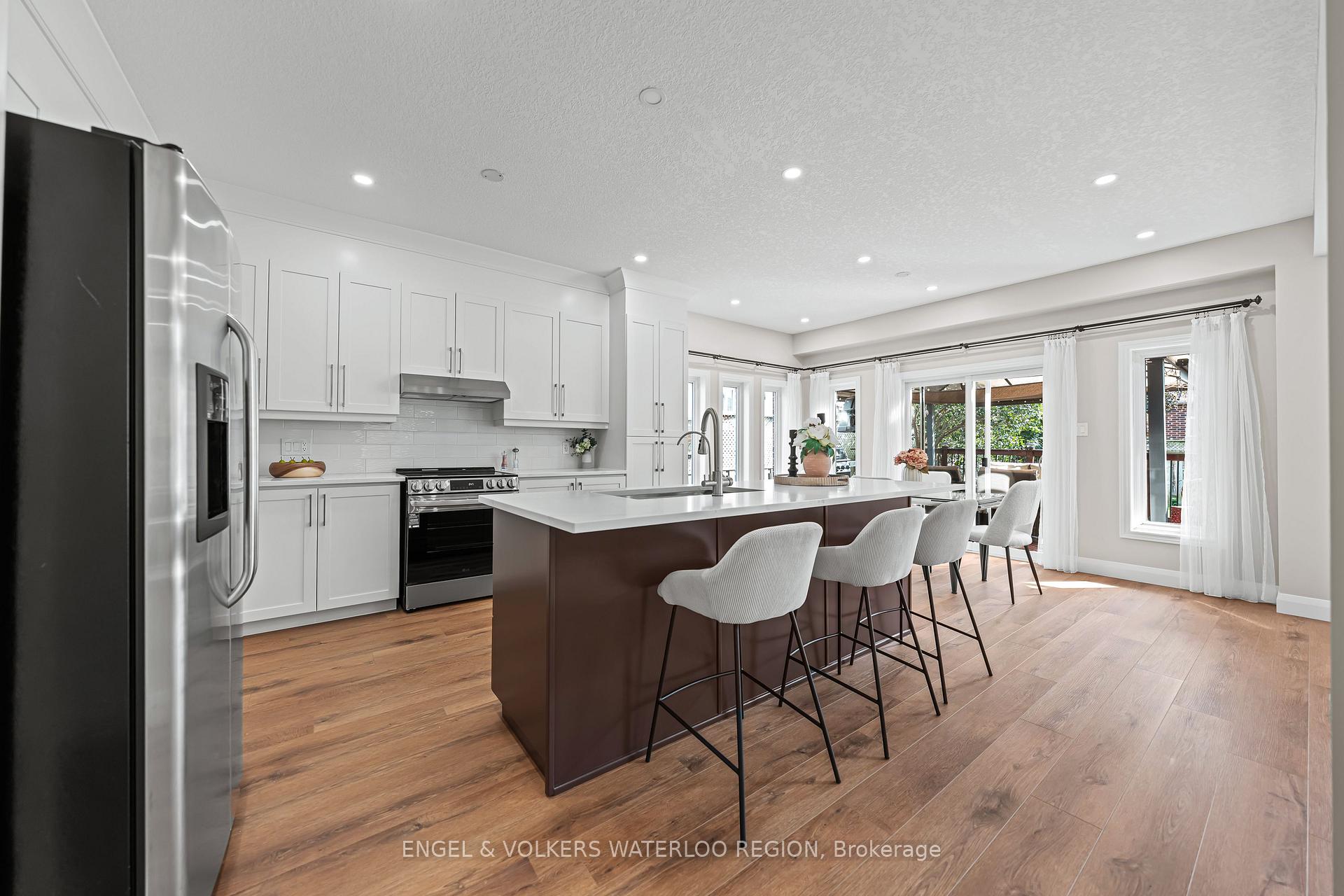 Photo 13 of 15 Cranbrook Street, Kitchener — HOMEH