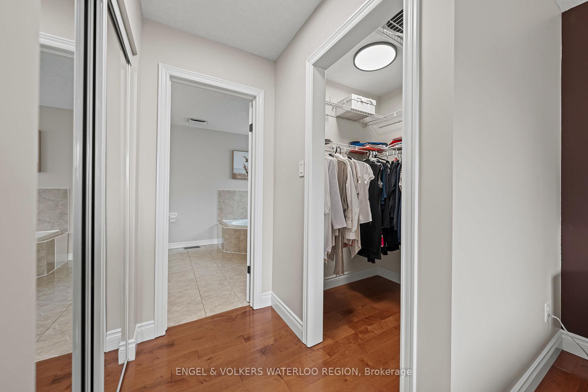 Photo 28 of 15 Cranbrook Street, Kitchener — HOMEH