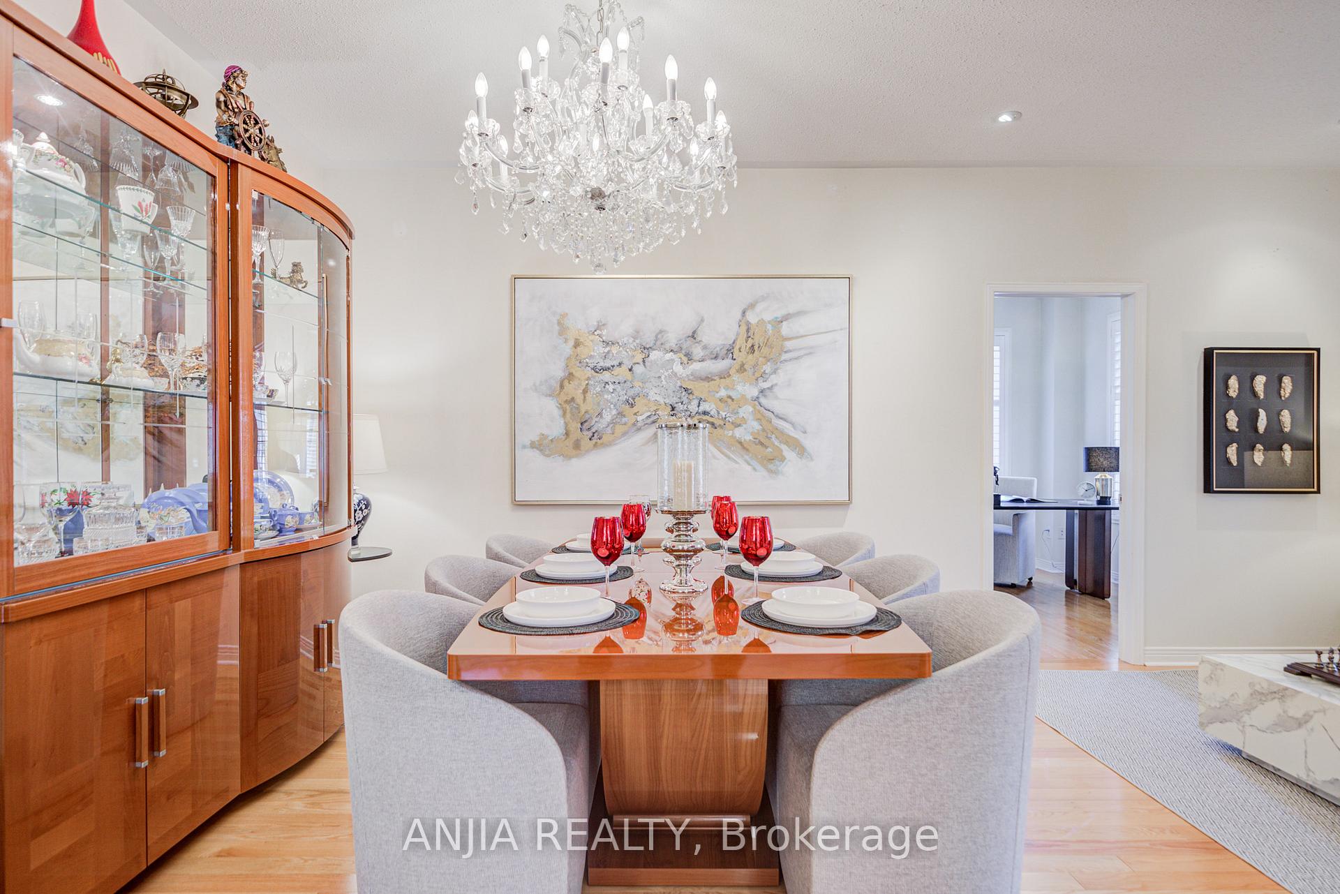 Photo 19 of 27 Larcastle Avenue, Markham, Berczy — HOMEH