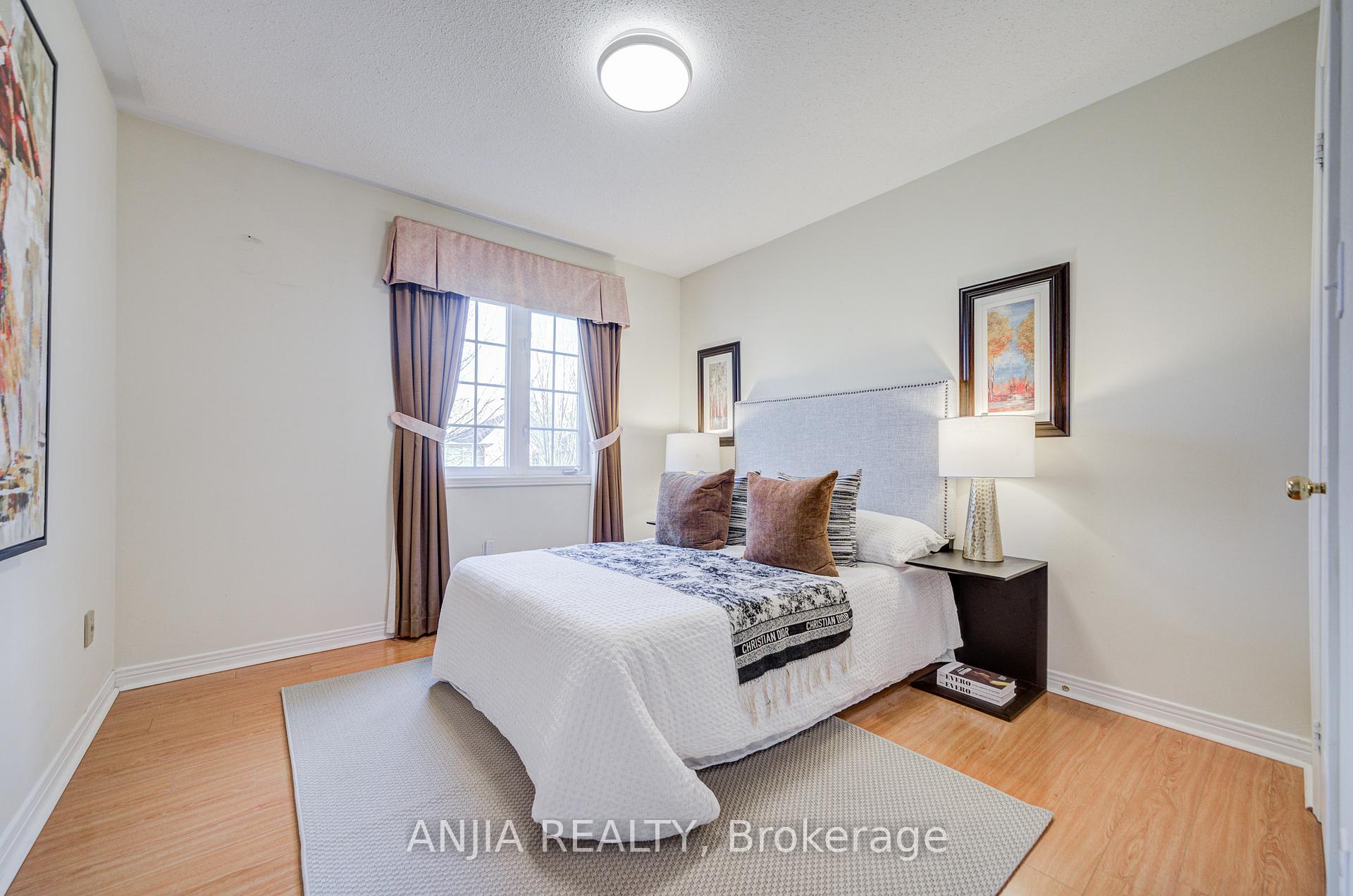 Photo 37 of 27 Larcastle Avenue, Markham, Berczy — HOMEH