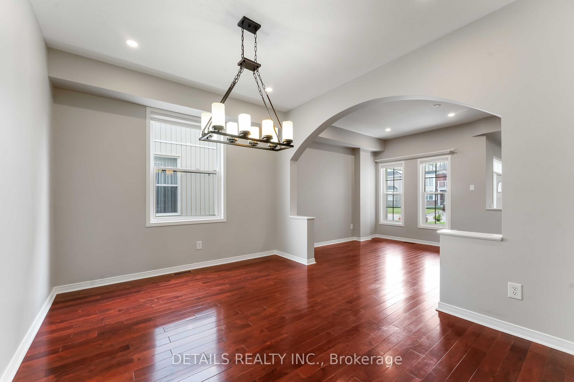 Photo 8 of 120 Streamside Crescent, Ottawa, Kanata - Morgan's Grant/South March — HOMEH