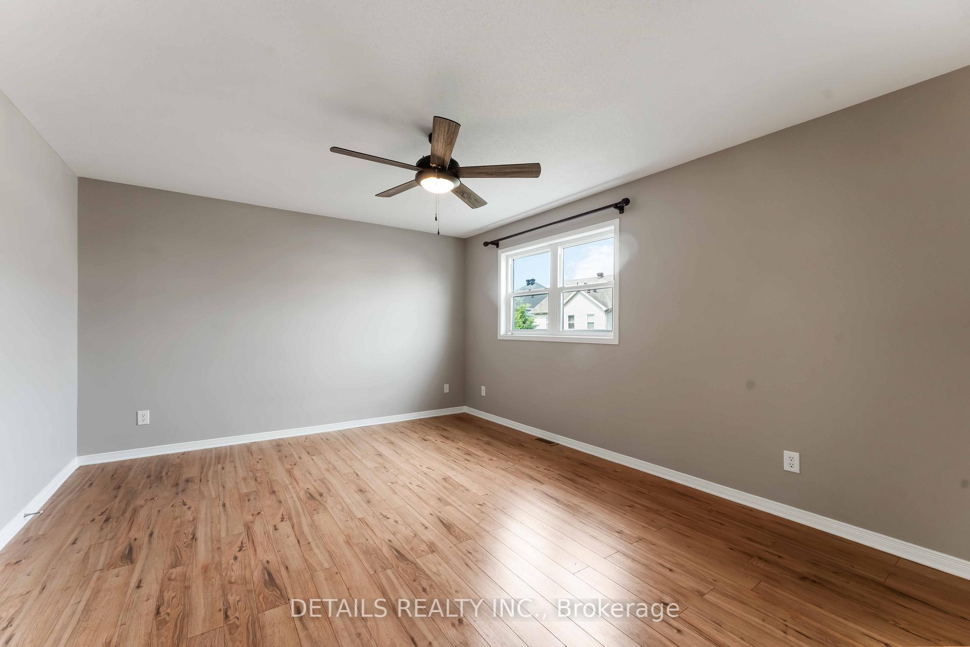 Photo 19 of 120 Streamside Crescent, Ottawa, Kanata - Morgan's Grant/South March — HOMEH