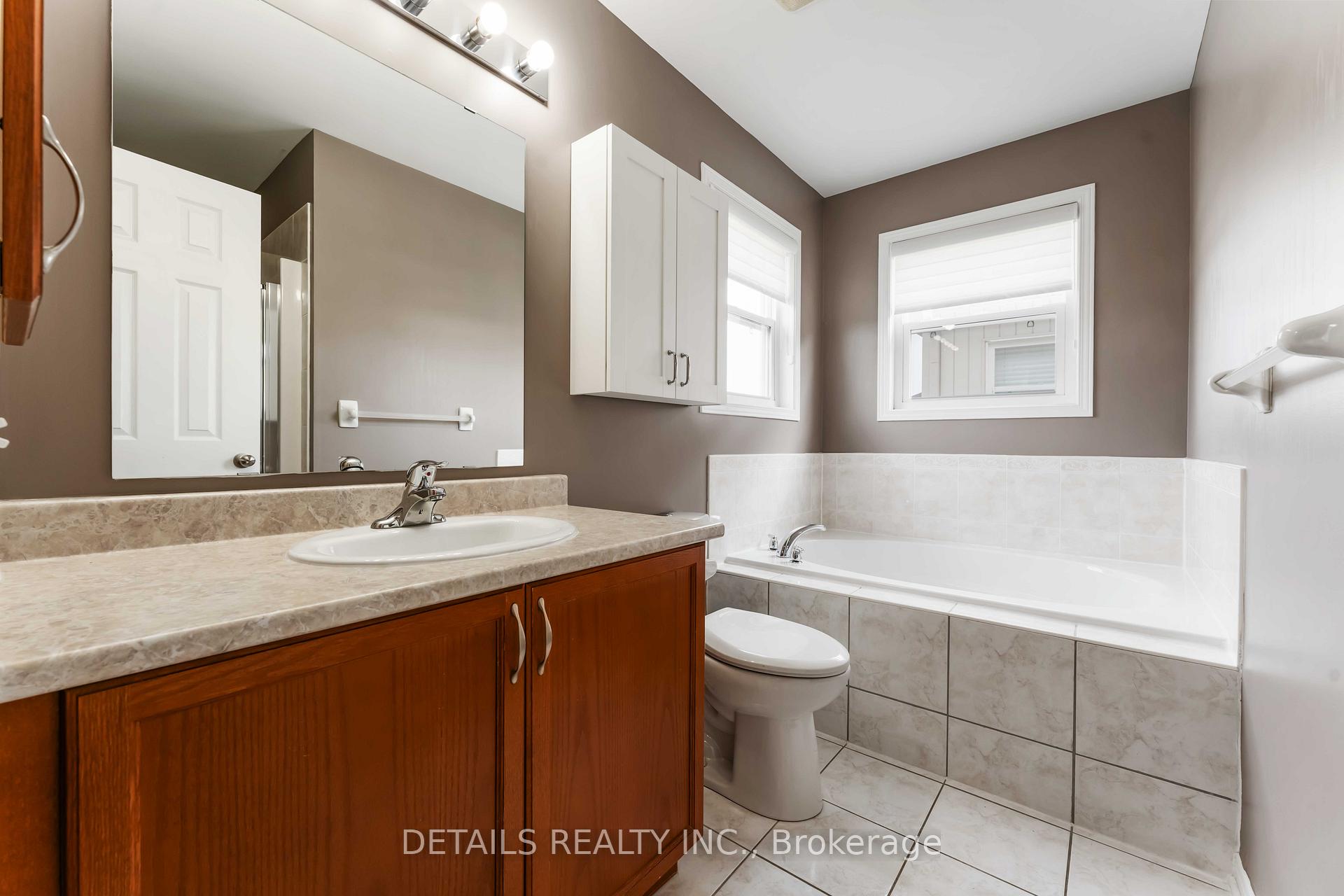 Photo 23 of 120 Streamside Crescent, Ottawa, Kanata - Morgan's Grant/South March — HOMEH