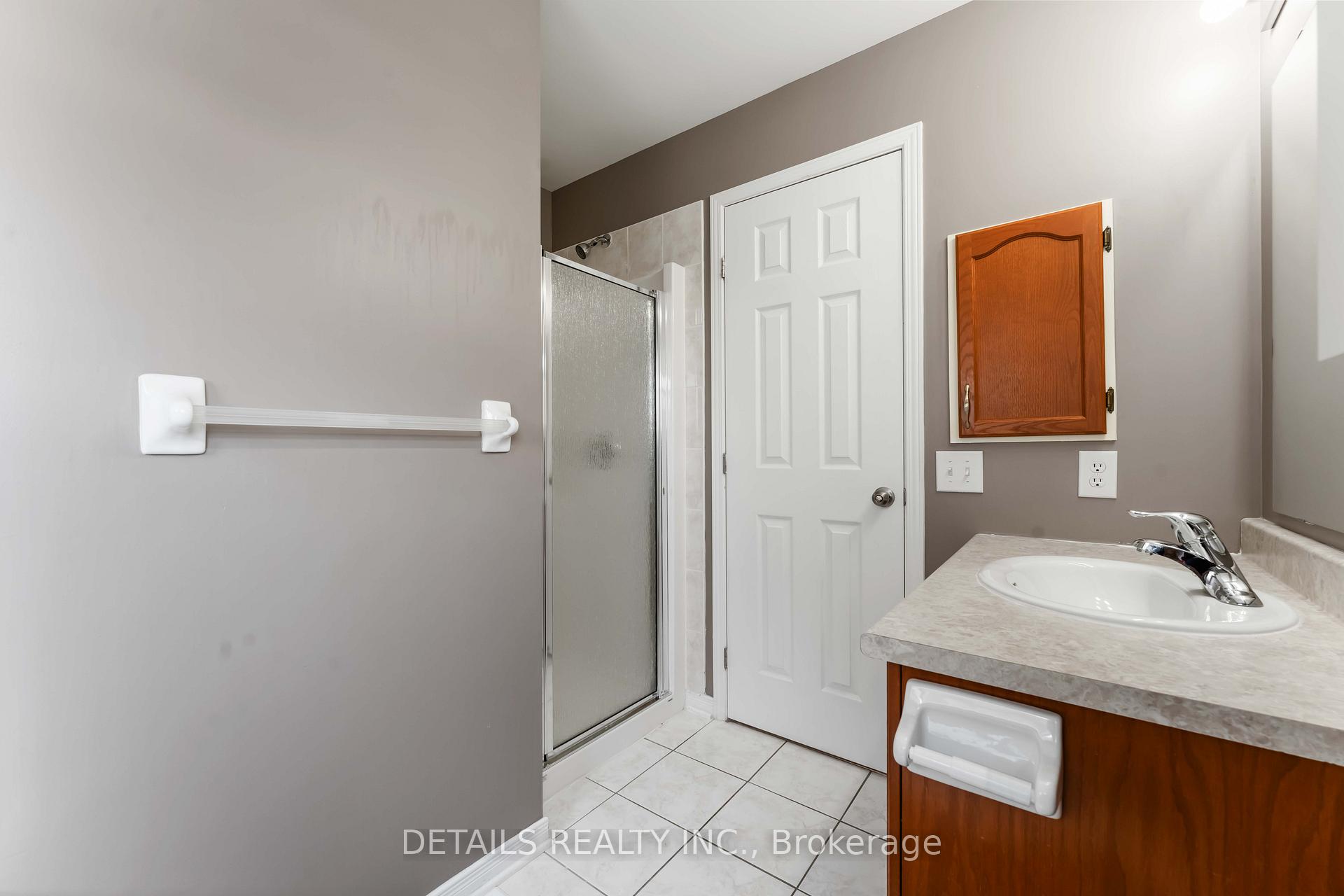 Photo 24 of 120 Streamside Crescent, Ottawa, Kanata - Morgan's Grant/South March — HOMEH