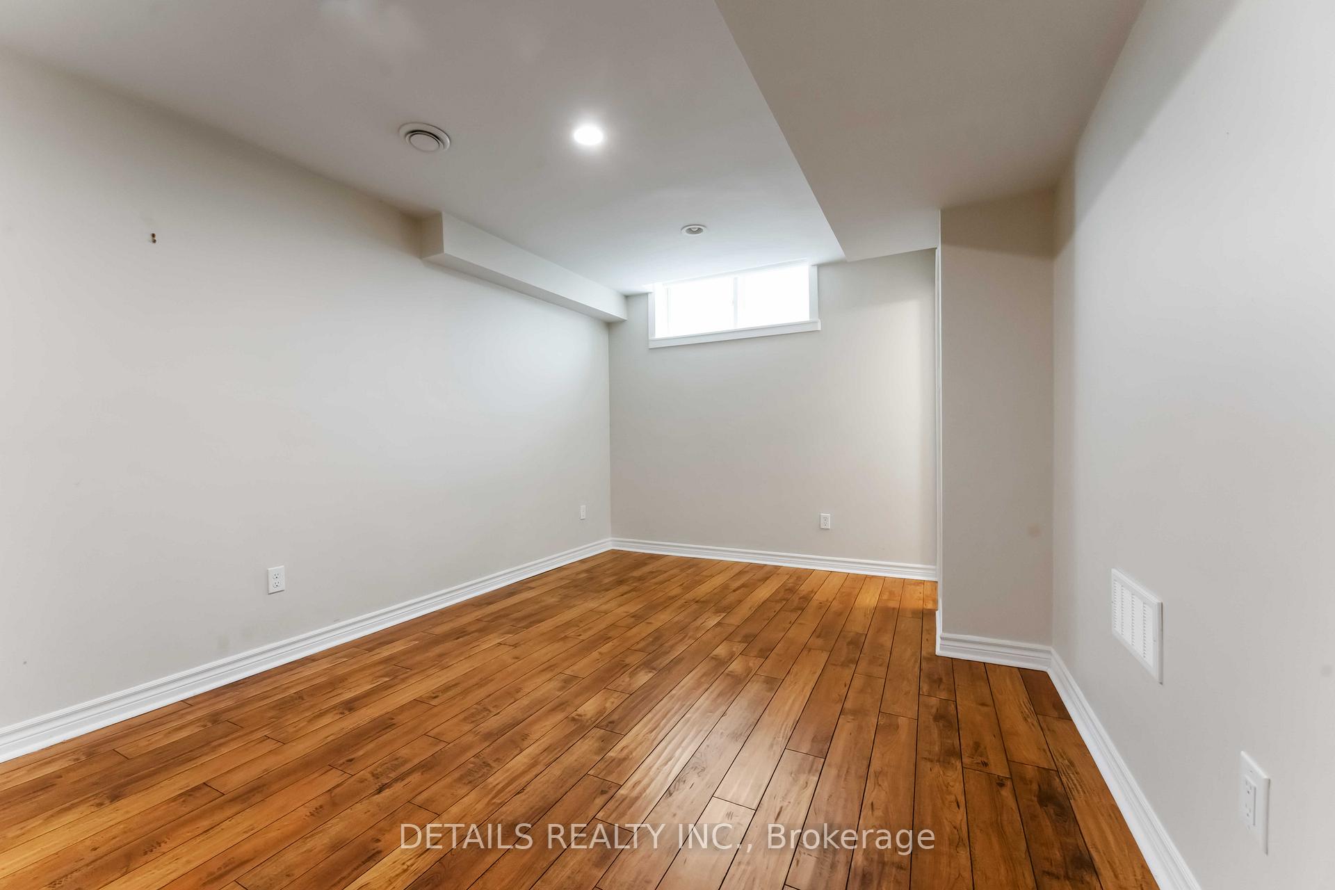 Photo 39 of 120 Streamside Crescent, Ottawa, Kanata - Morgan's Grant/South March — HOMEH