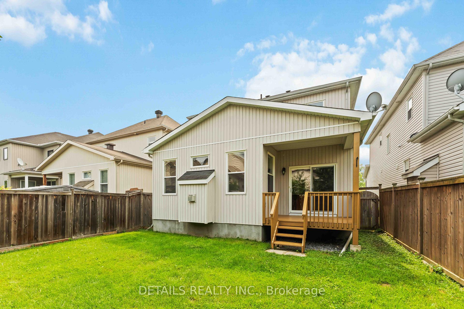 Photo 43 of 120 Streamside Crescent, Ottawa, Kanata - Morgan's Grant/South March — HOMEH